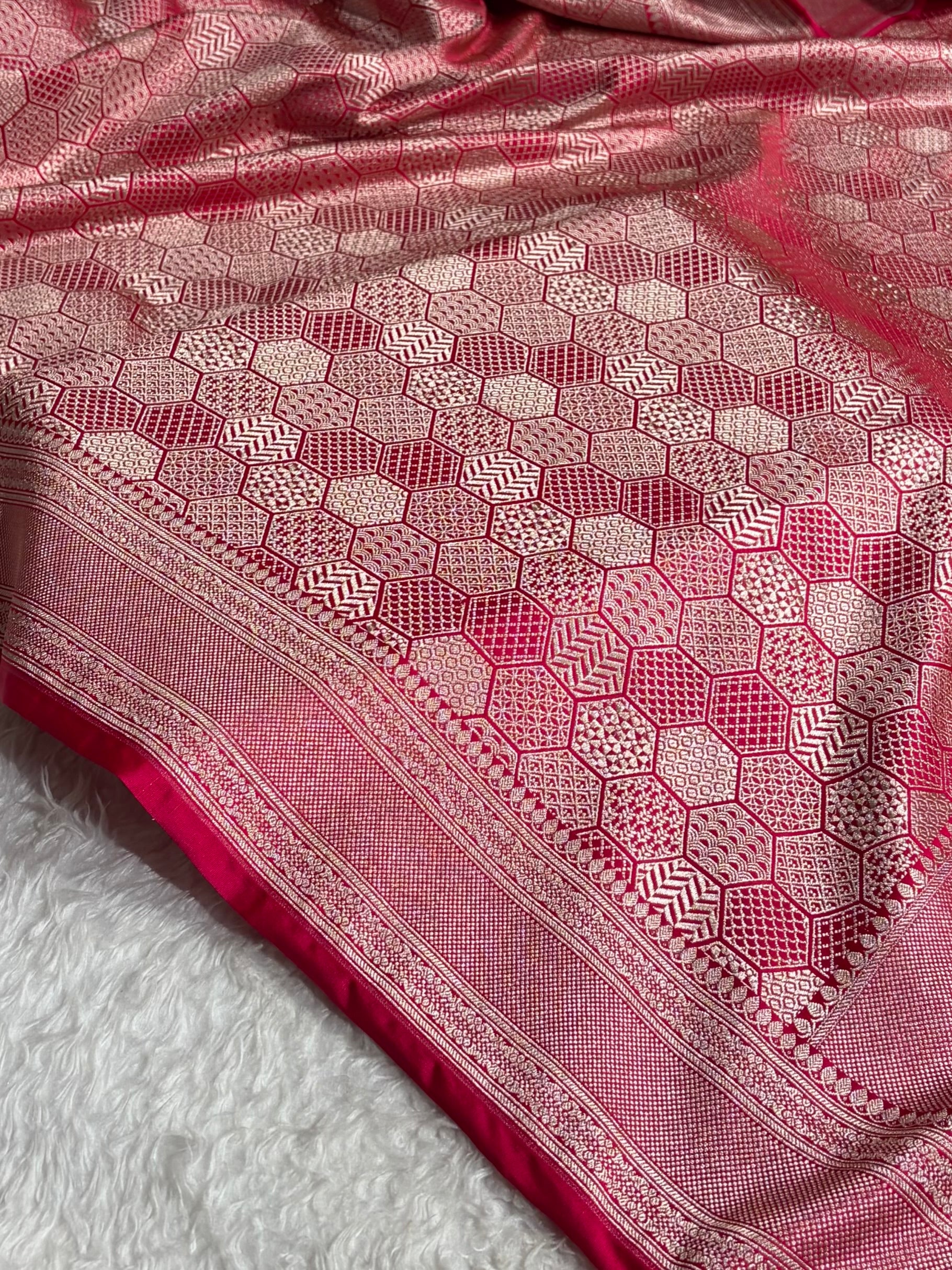 Banarasi Rani Shades Brocade Mashru Silk Saree MS85