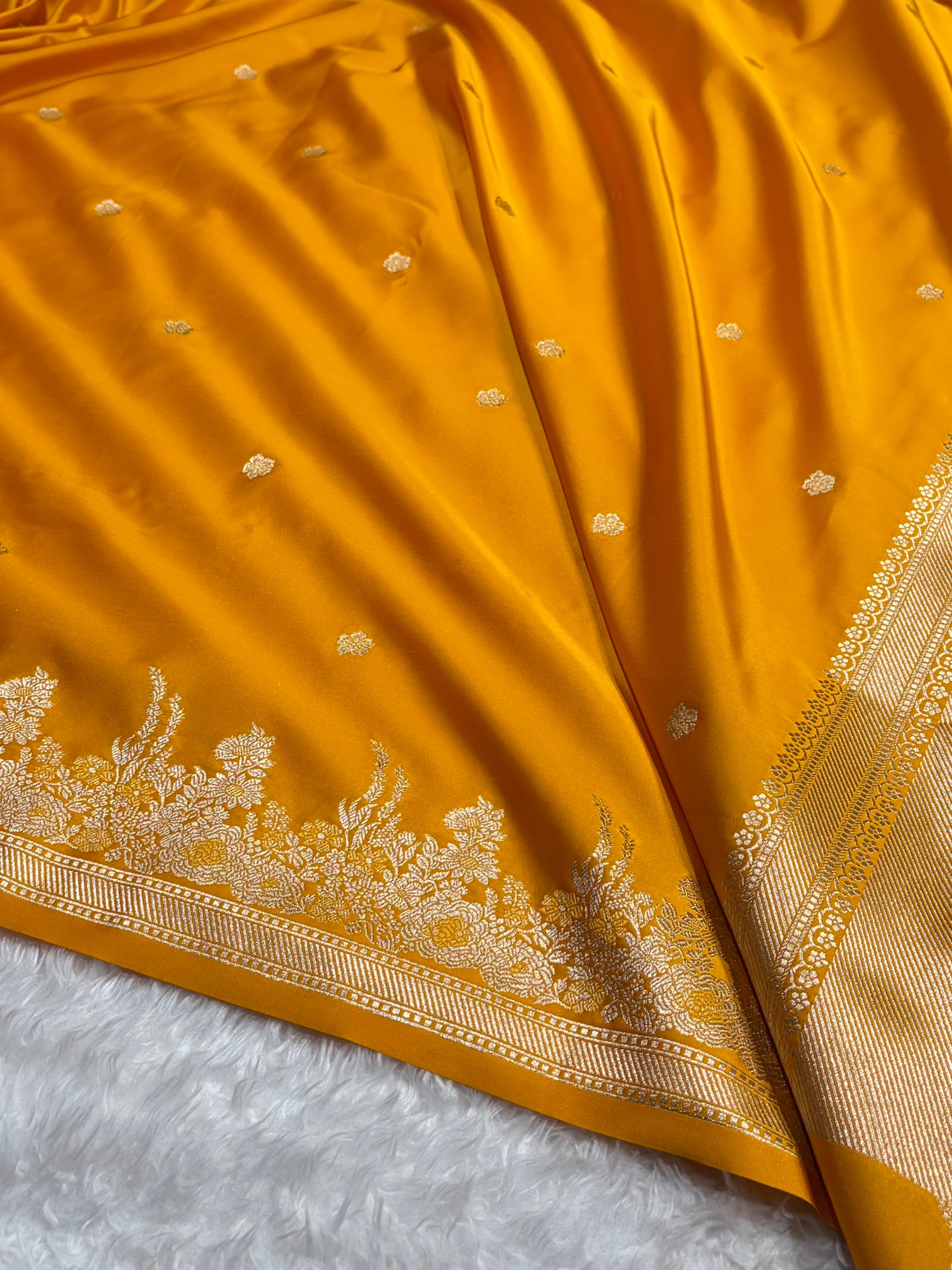 Banarasi Satin Katan Saree Booti Minakari Pattern in Mustard Shades SK136