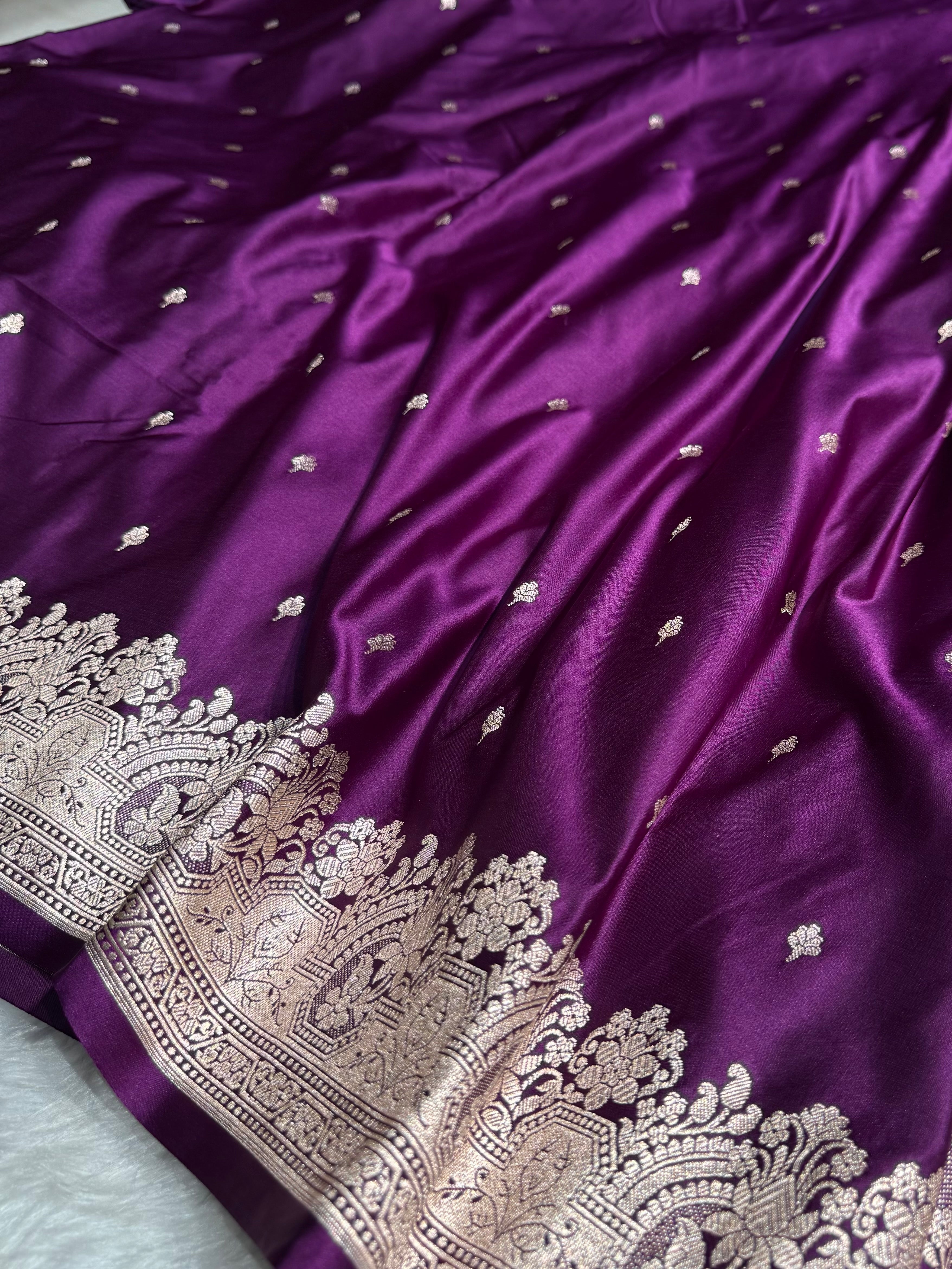Navy Blue Shades Motif Booti Mashru Silk Saree