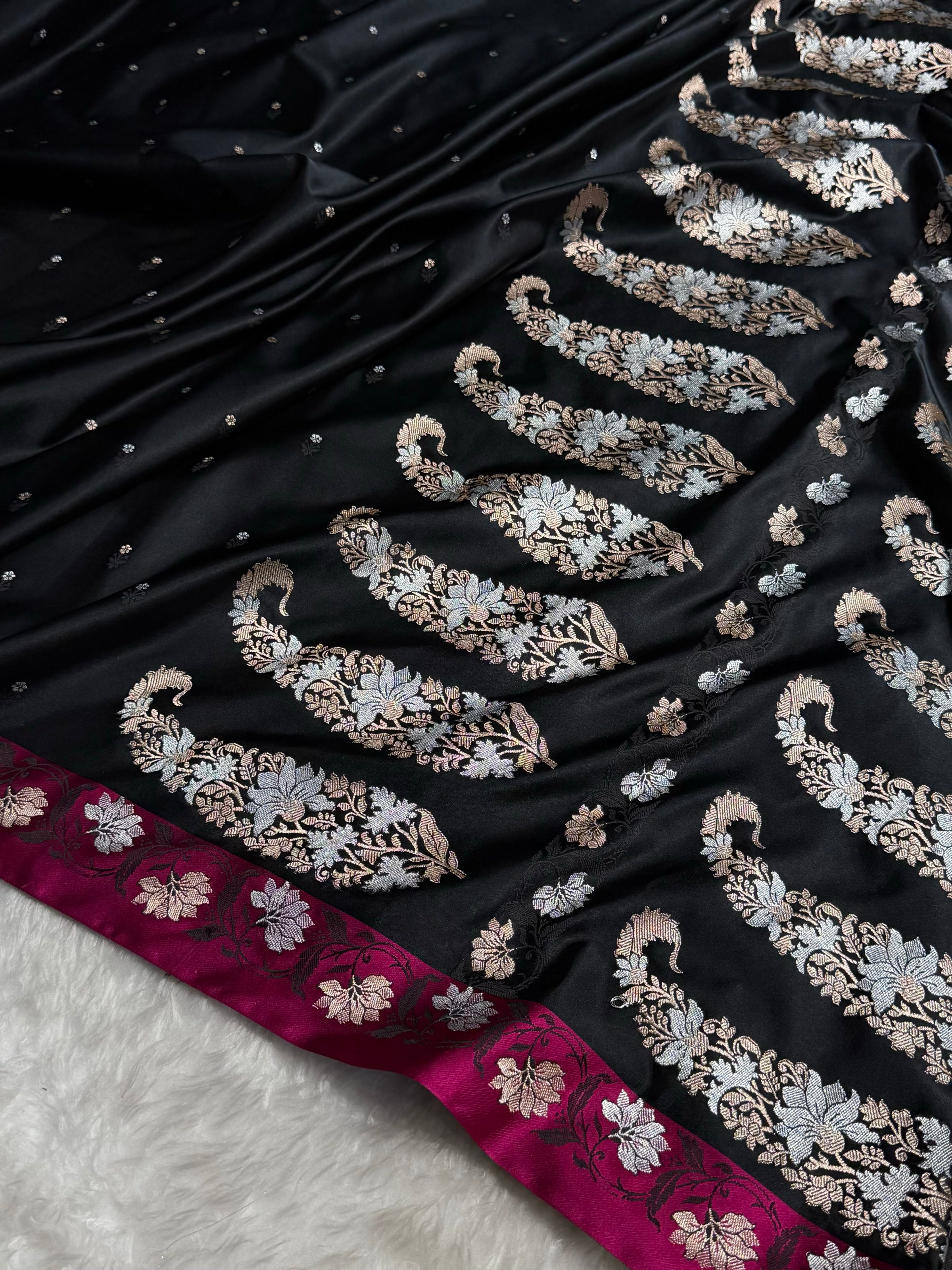 Contrast Black With Rani Floral Boota With Floral Border Mashru Silk Saree MSM-78