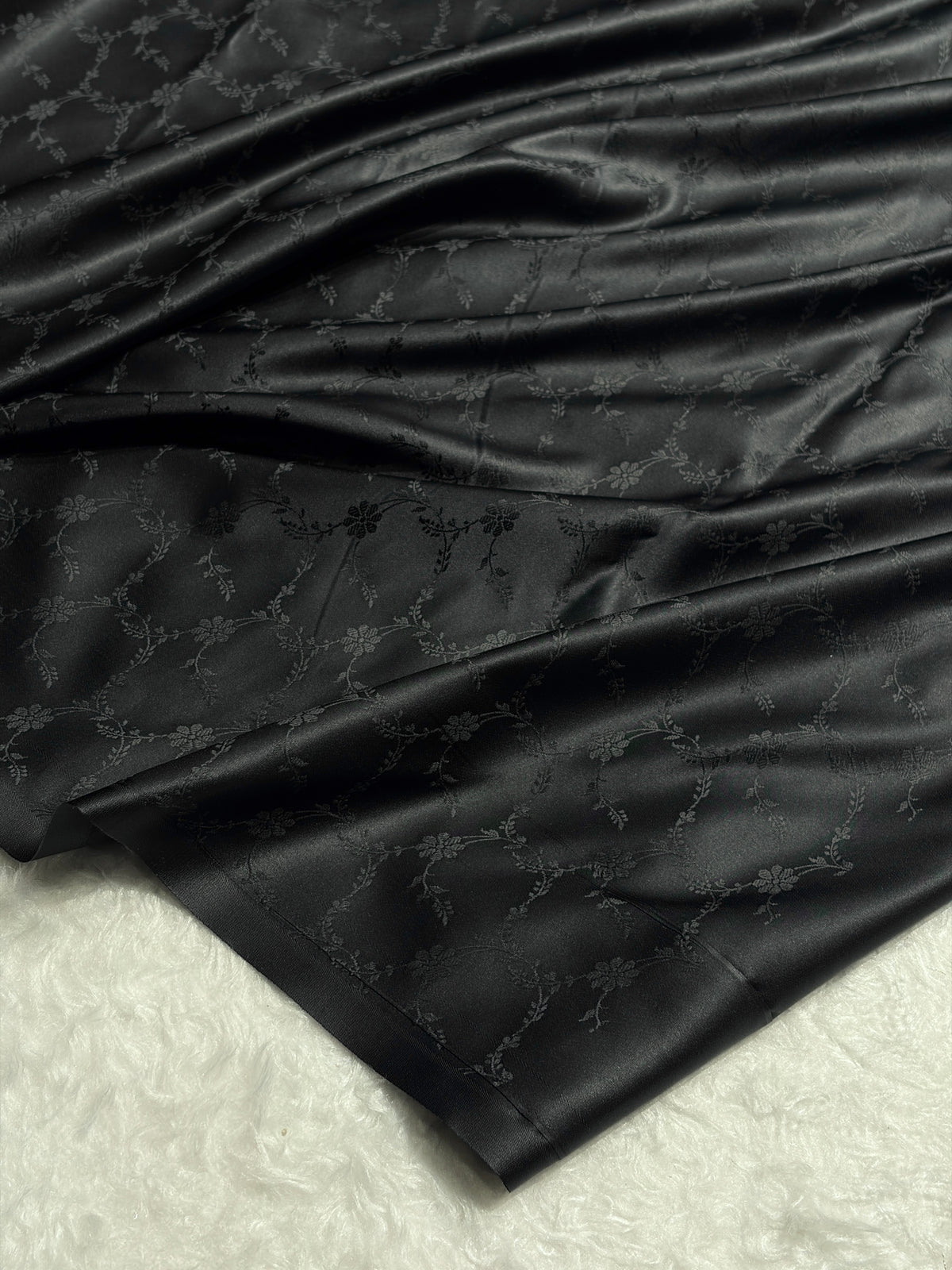 Black Shades Banarasi Booti Pattern Mashru Silk Saree MSM-136