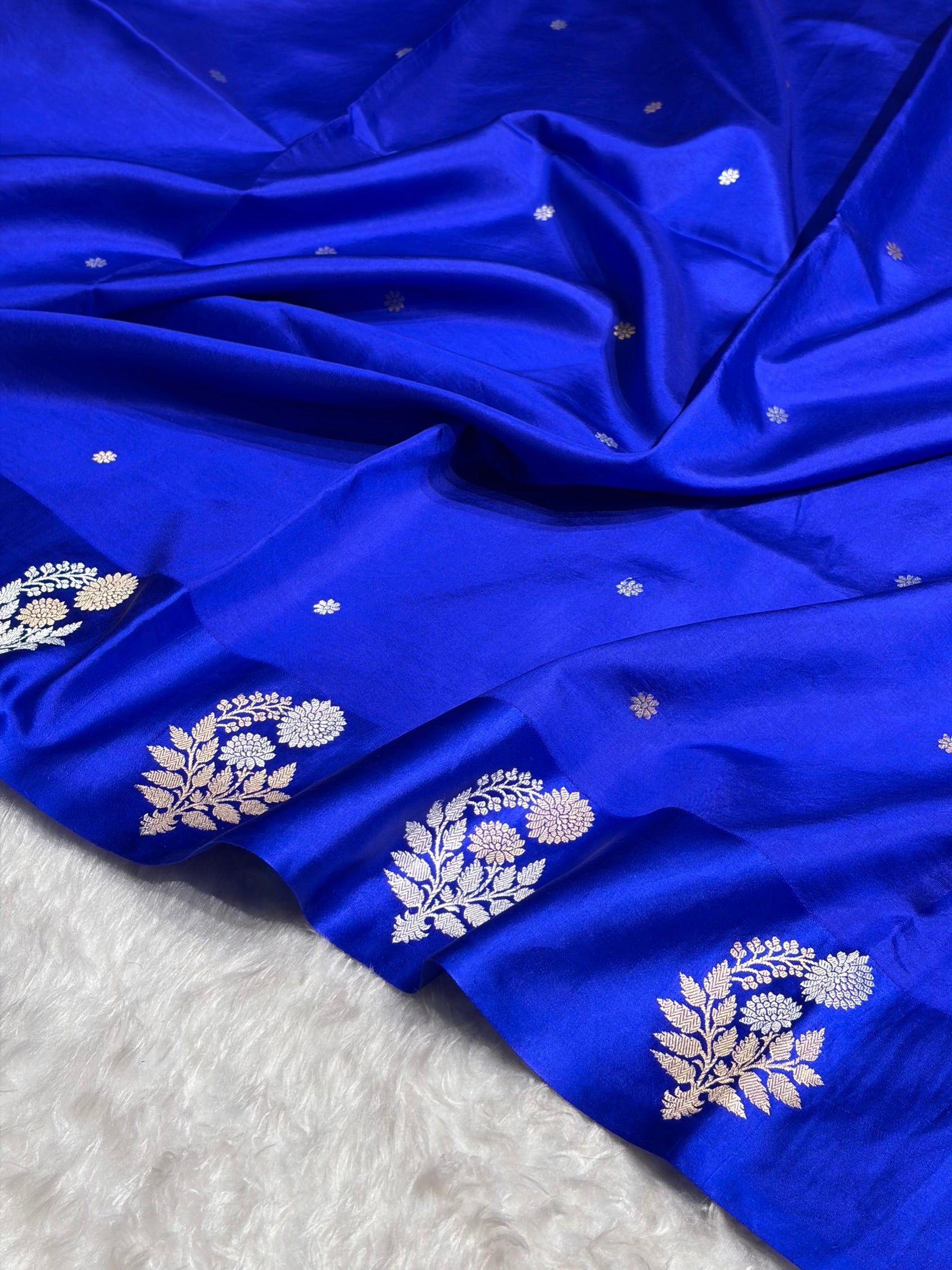 Royal Blue Shade Handwoven Kaduwa Pure Katan Paper Silk RM-05
