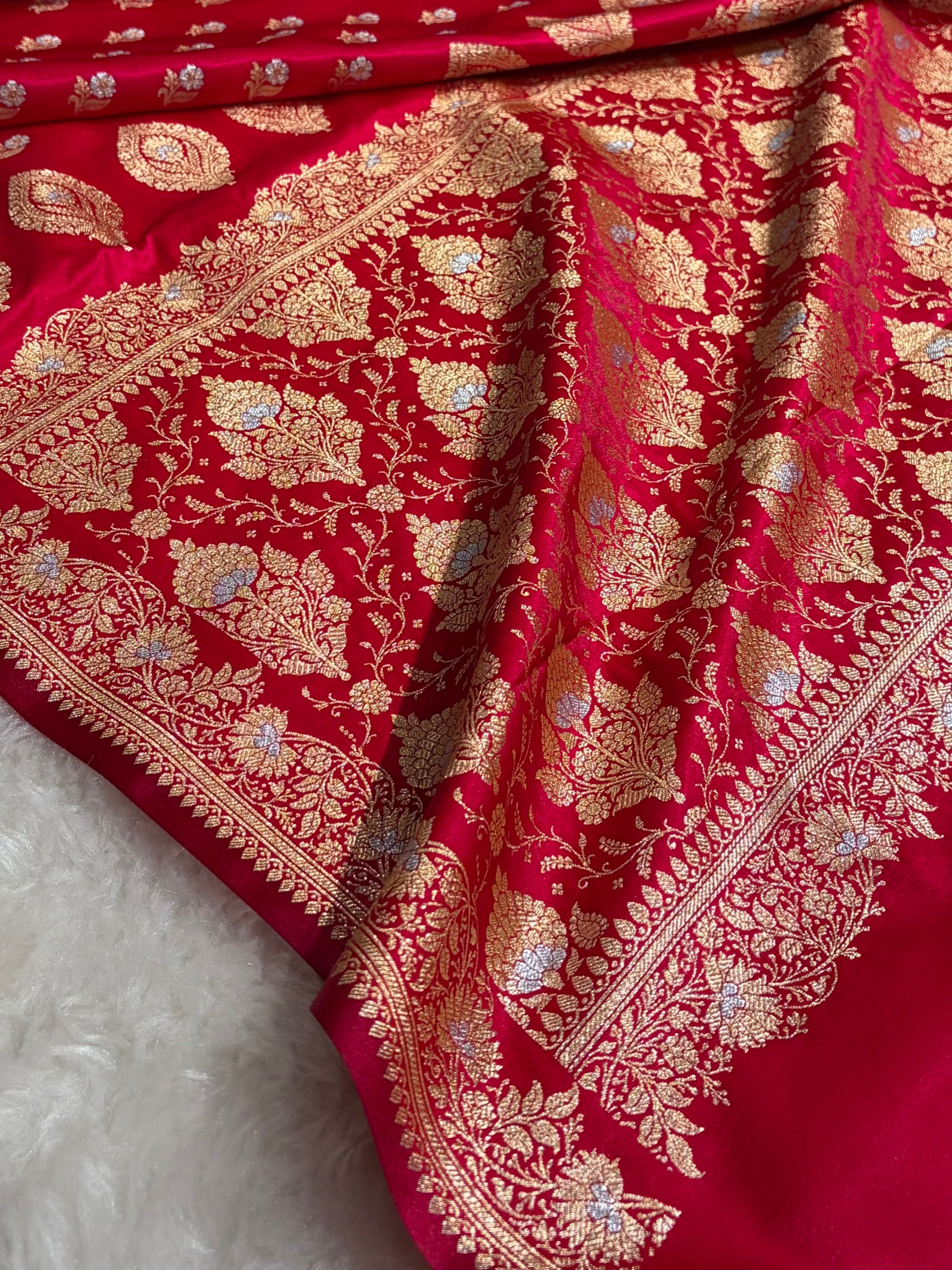 Banarasi Satin Silk Meena Boota in Red Shades SS38