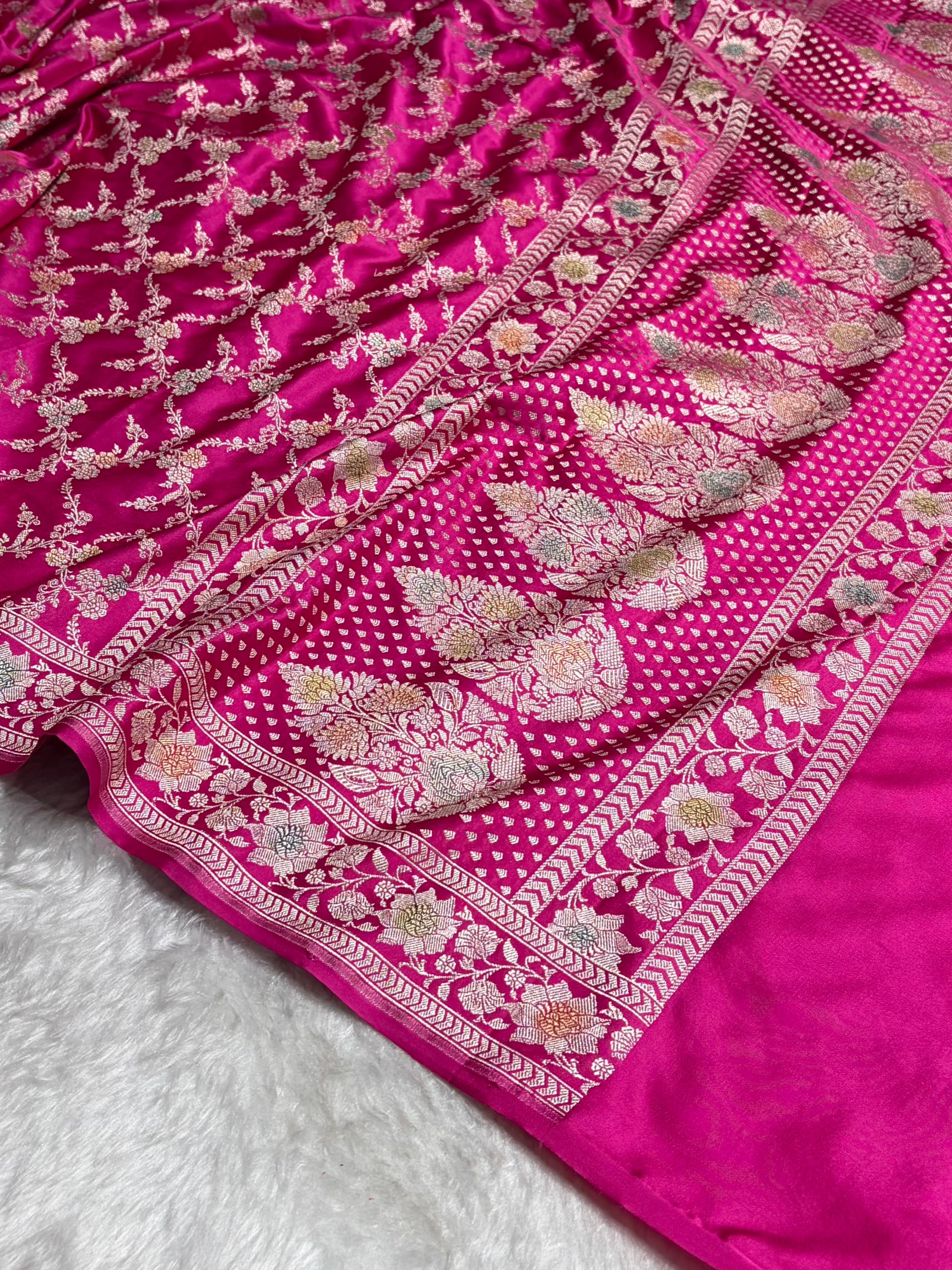 Baby Pink Shade Banarasi Minakari with Jaal Pattern Mashru Silk Saree MS56