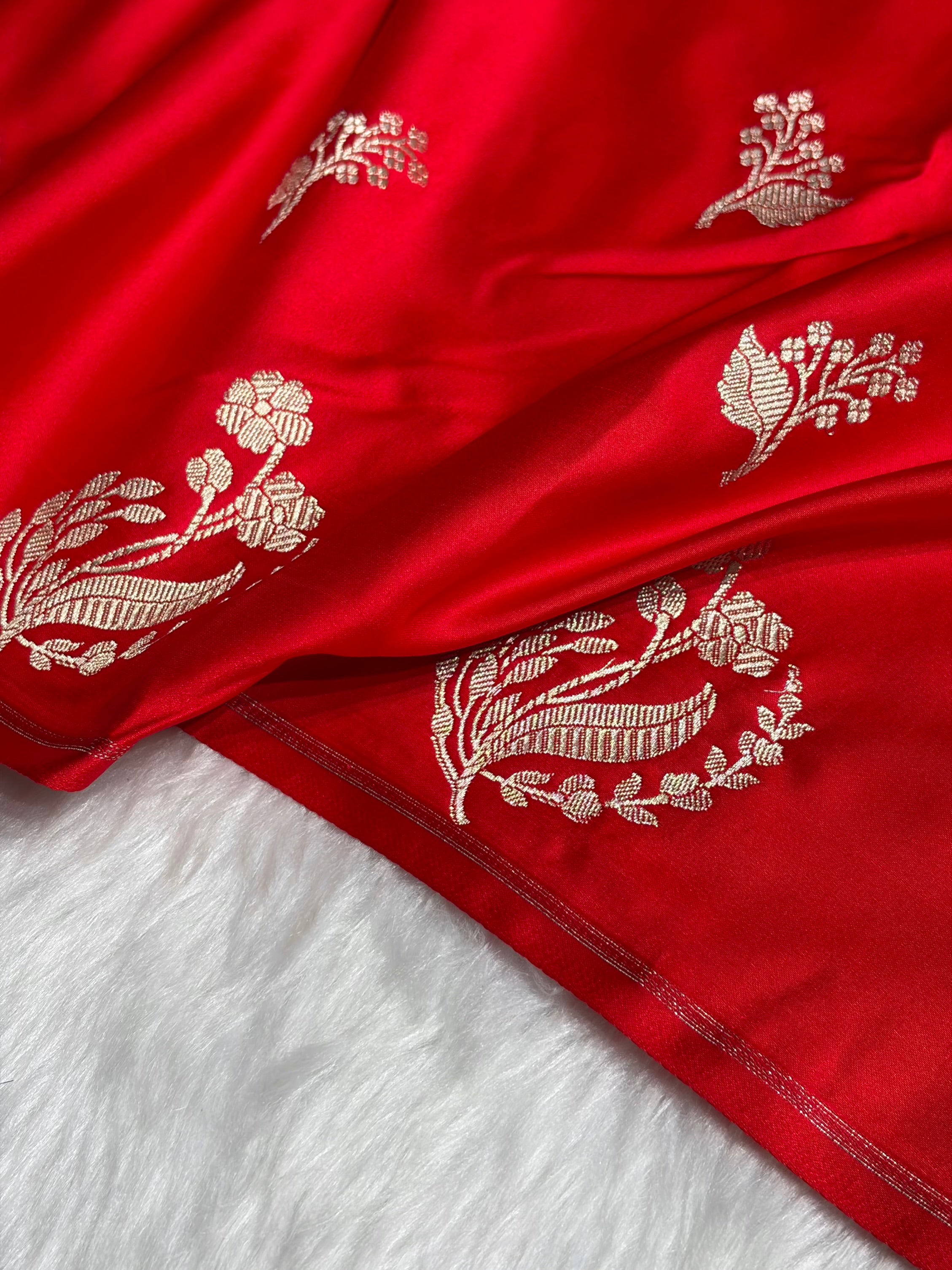 Red Boota With Floral Border Mashru Silk Saree MSM-91