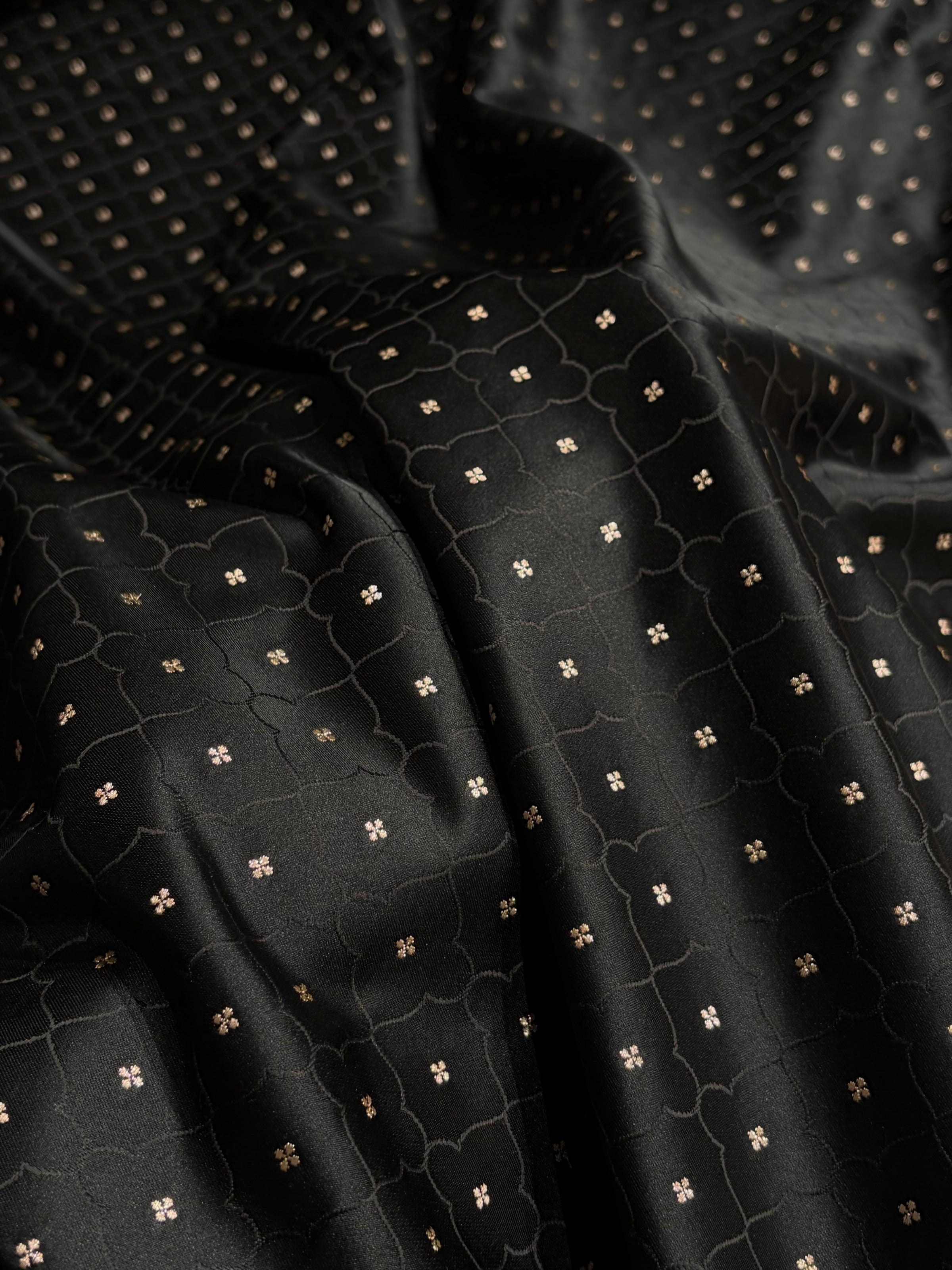 Black Shades Tanchoi Motif Mashru Silk Saree MST-13