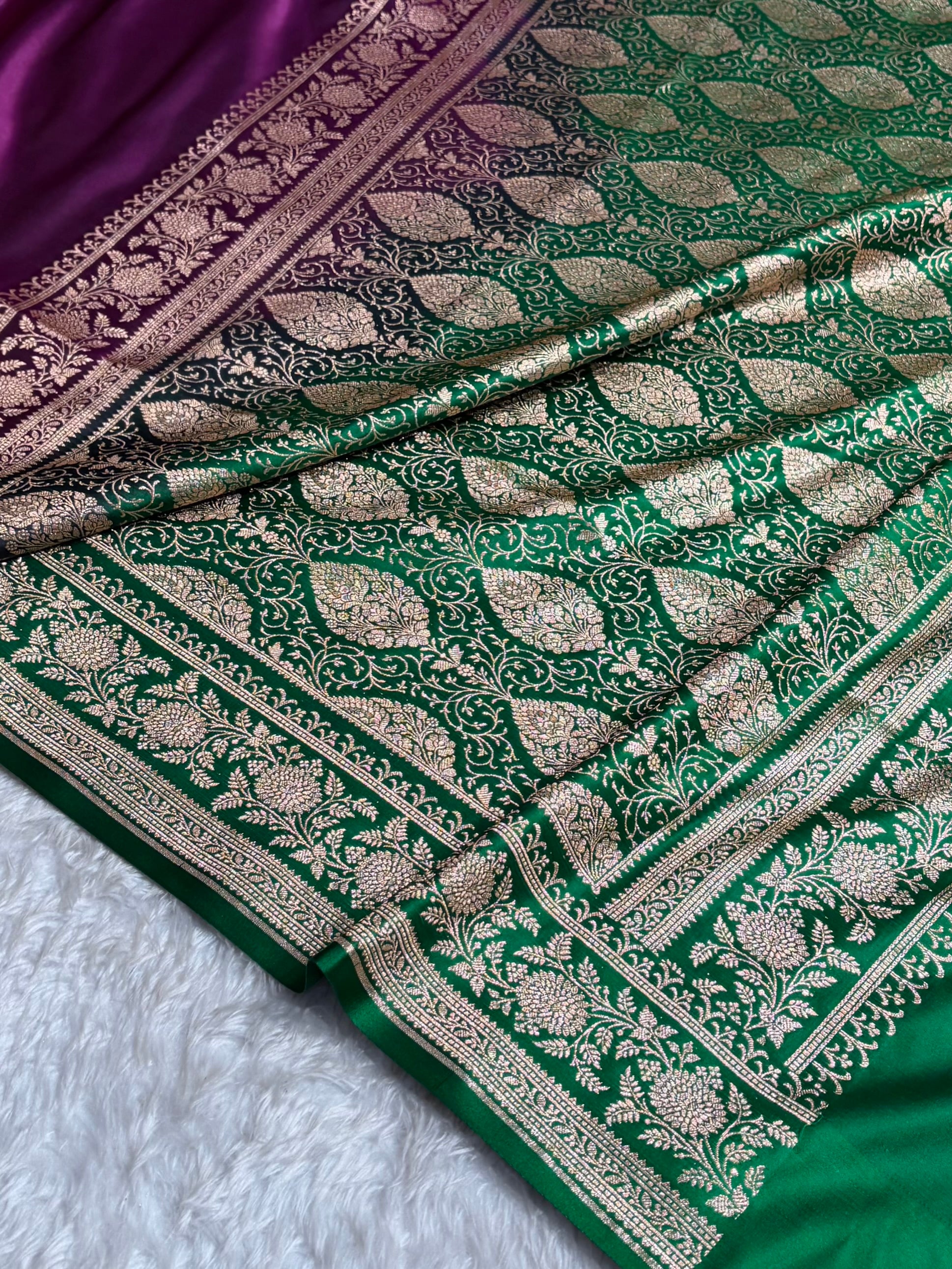 Banarasi Satin Katan Saree Floral Booti Pattern in Contrast Wine / Bottle Green Shades SK149