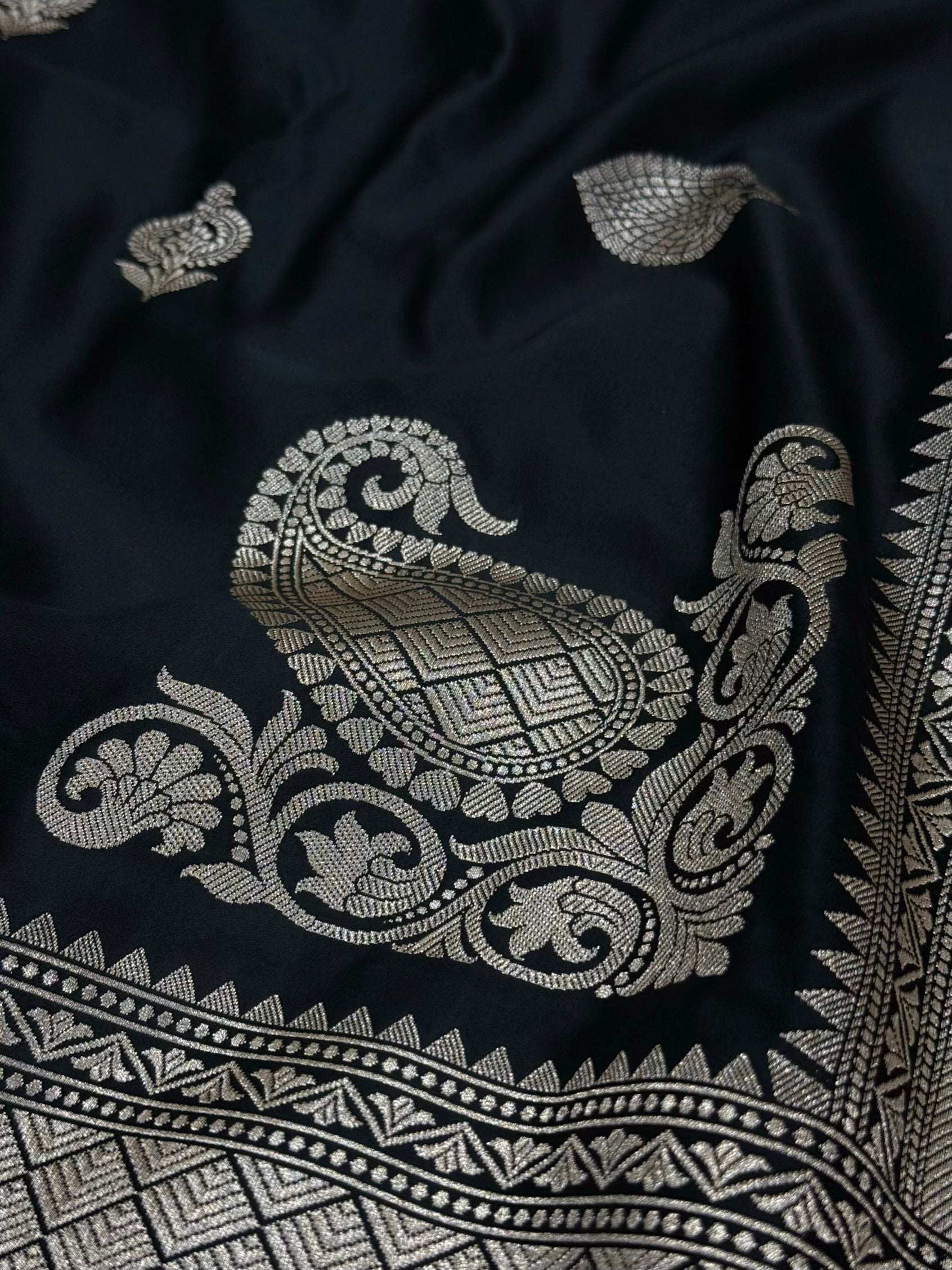 Black Mashru Silk Saree for Festive Seasons MSM 24