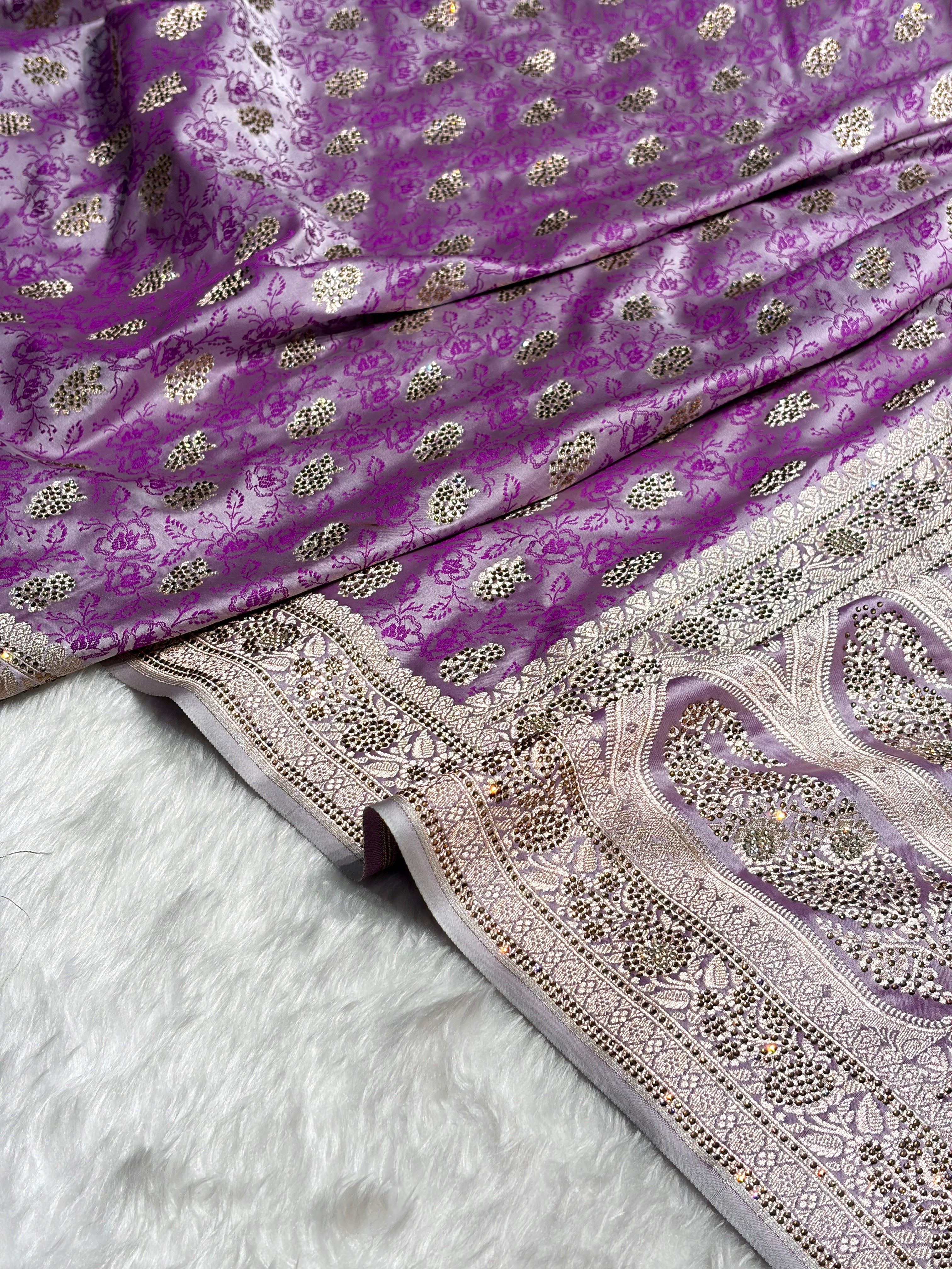 Banarasi Lavender Shades Tanchoi Motif With Swarovski Work Mashru Silk Saree BMST-10