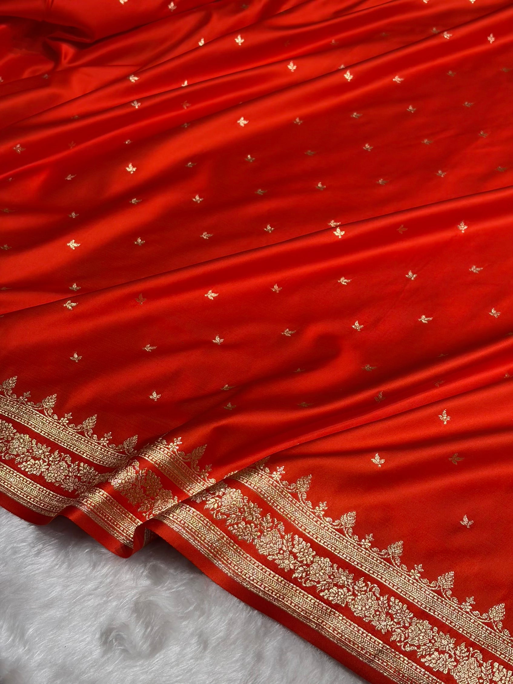 Orange Shades Banarasi Booti Katan Silk Saree SKM17