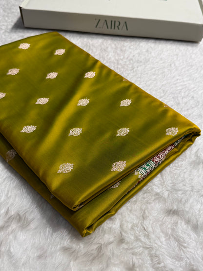 Banarasi Mehandi With Contrast Red Floral Border Mashru Silk Saree MSM-101