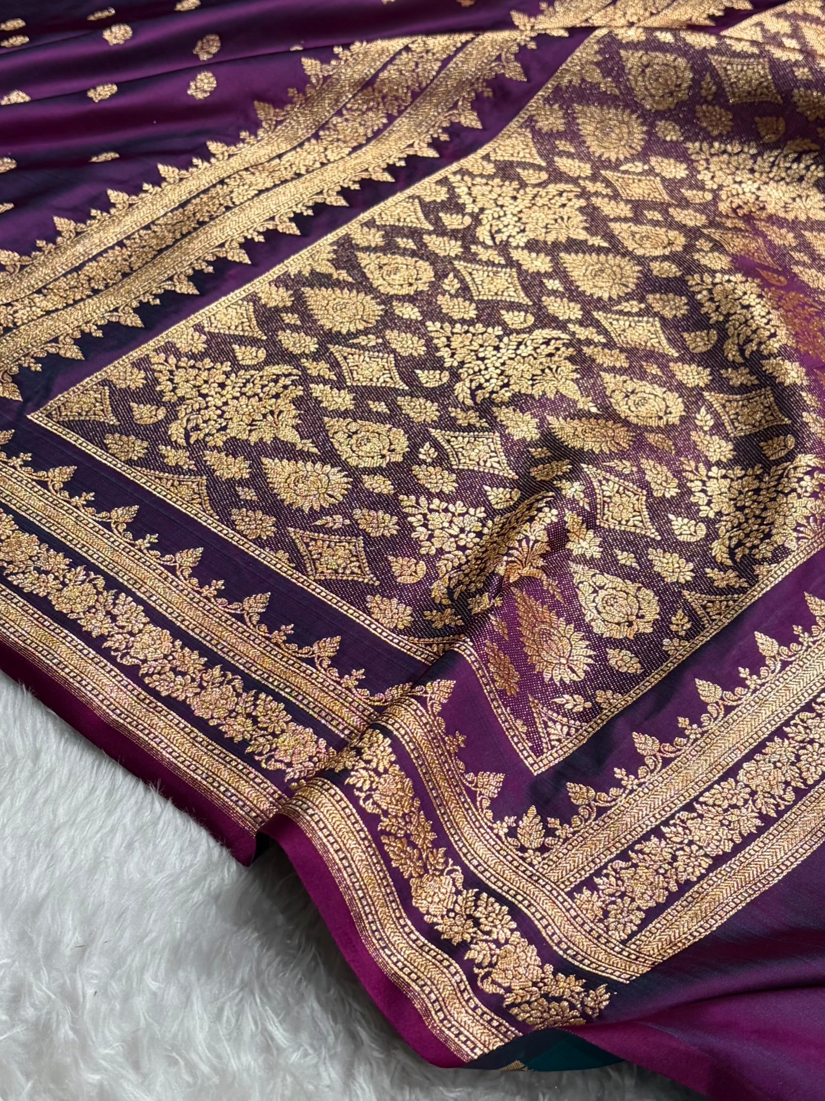 Banarasi Cross Wine Floral Pattern Satin Katan Silk Saree SK76