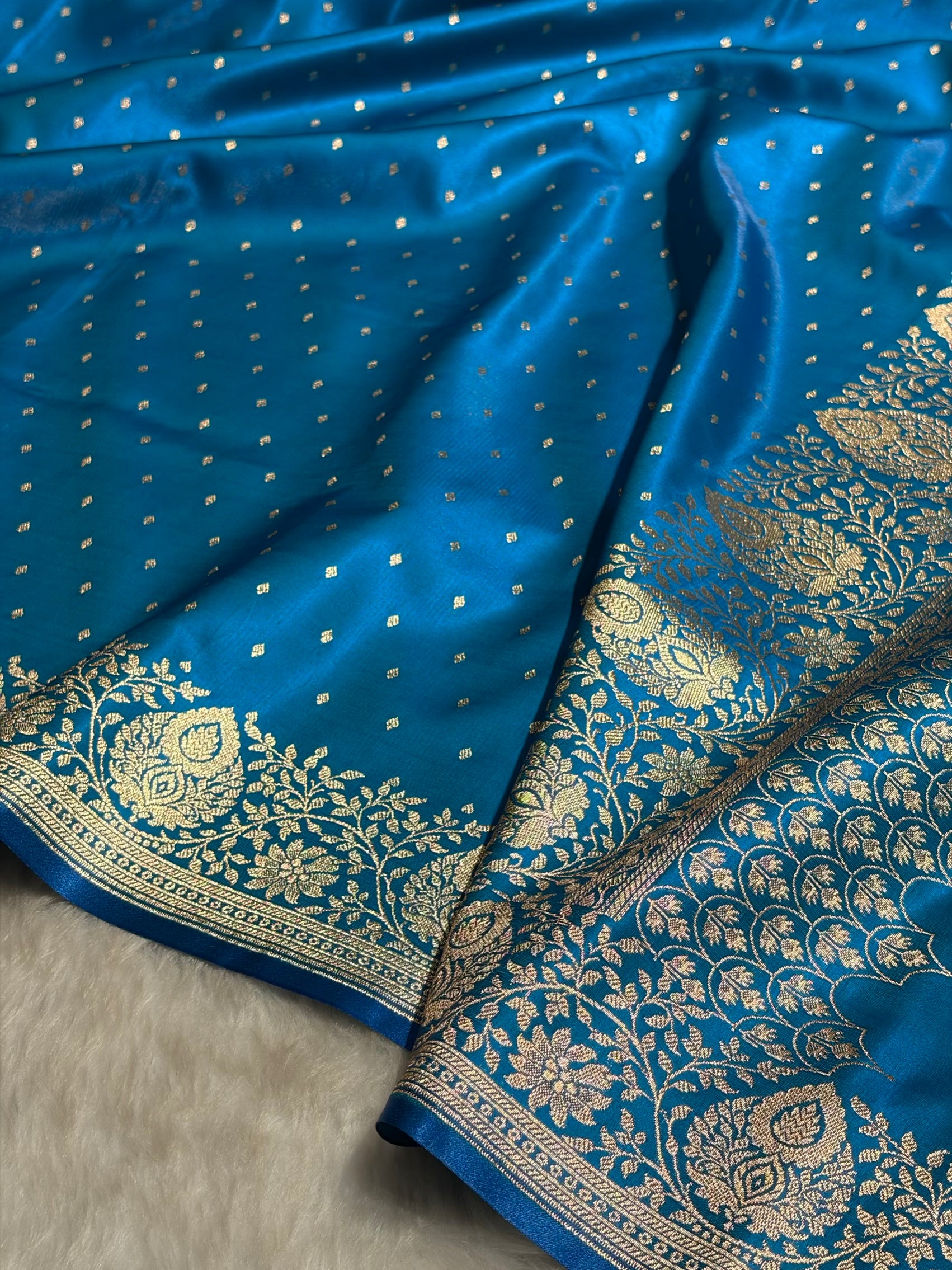 Ultra Light Weight Satin Silk Boota in Firozi Shades SS31