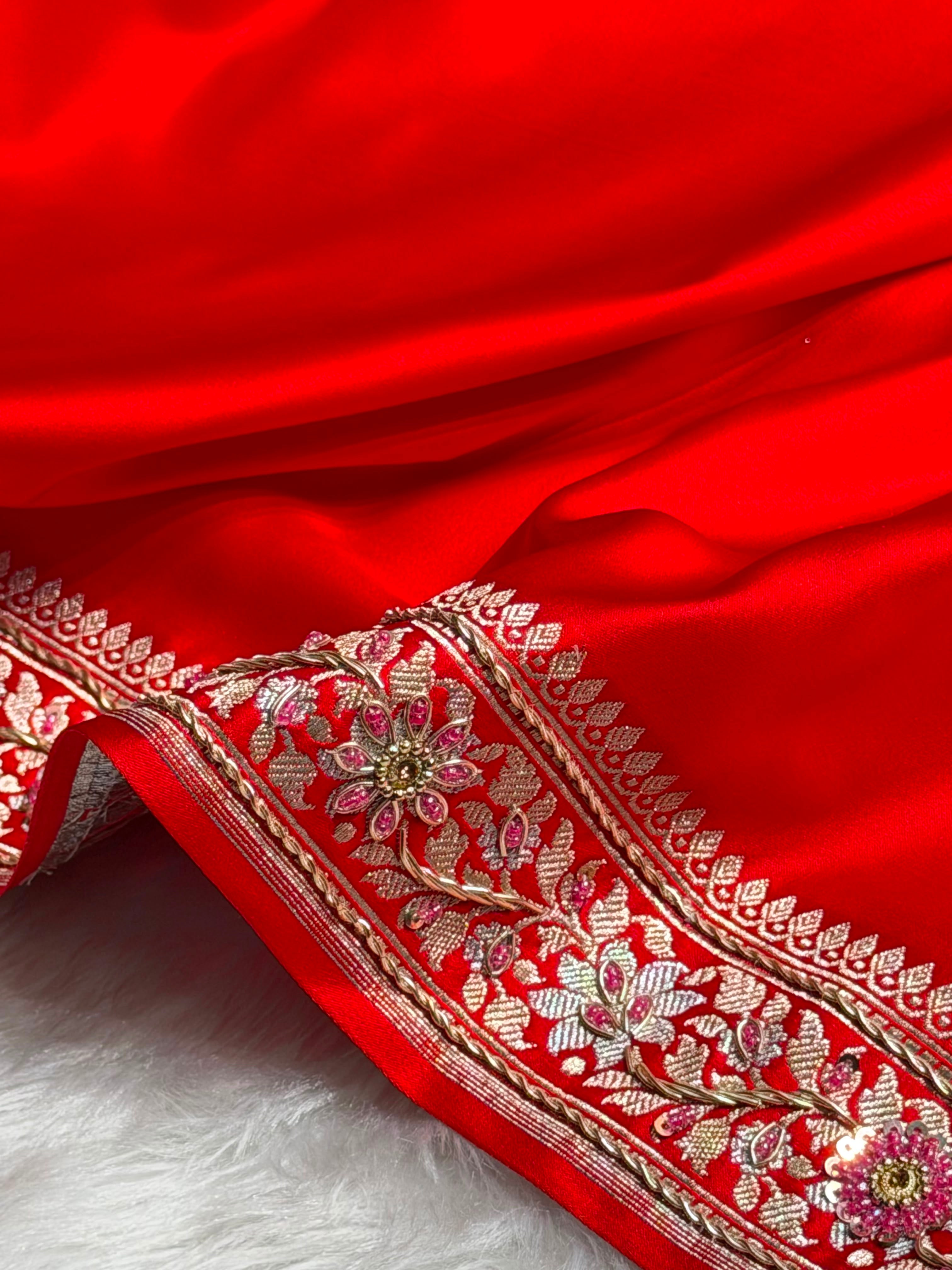 Red Shades Plain Banarasi With Minakari Ari Zardozi Work Floral Border Mashru Silk Saree BMS123