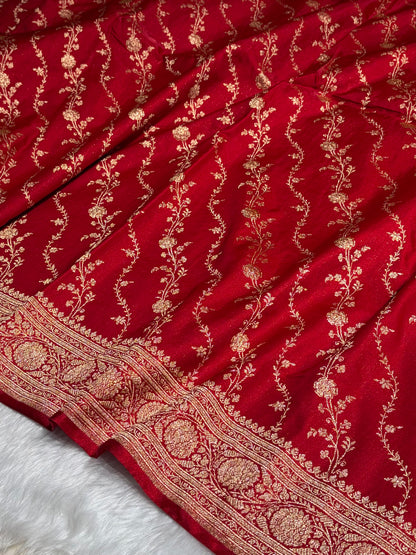Satin Silk Cross Pattern in Red Shades SS37