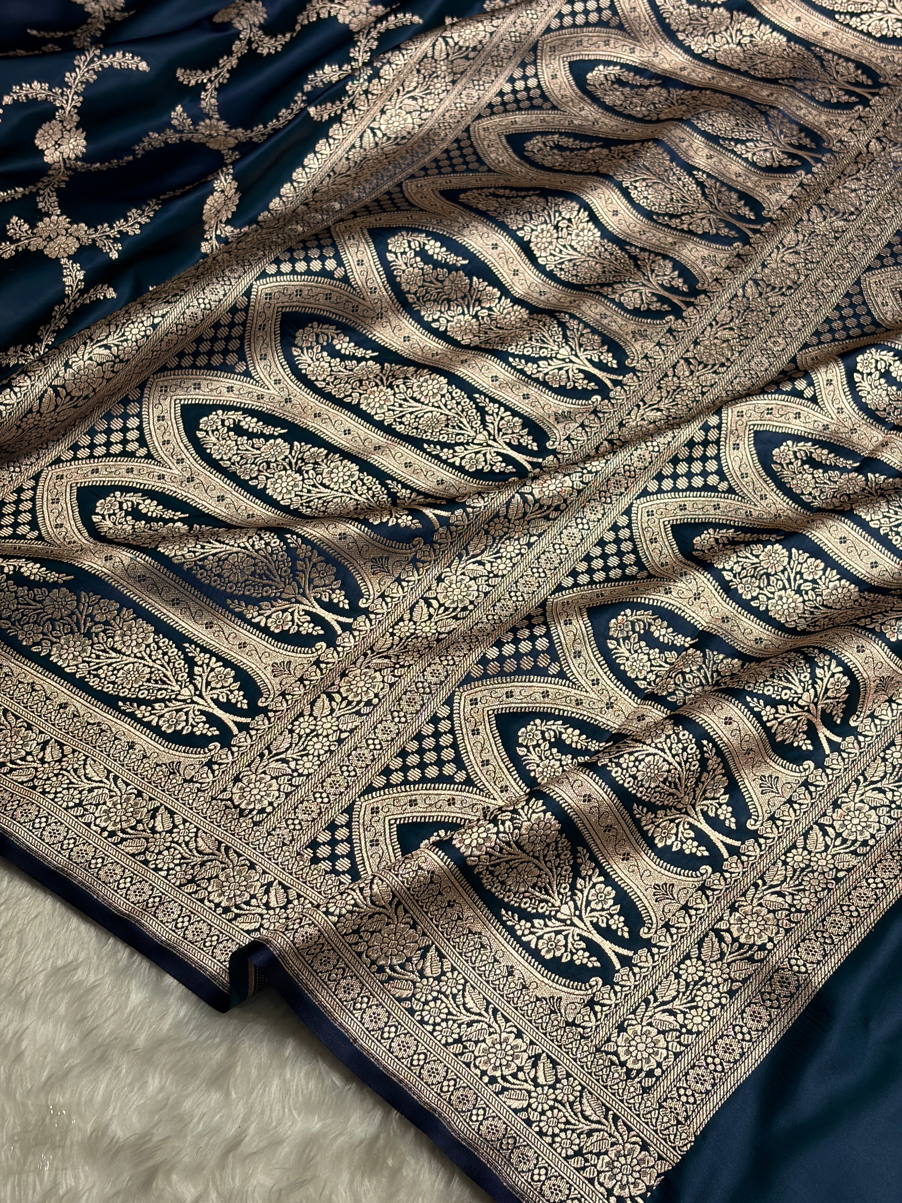 Dark Rama Shades Banarasi With Floral Border Mashru Silk Saree MSM-127