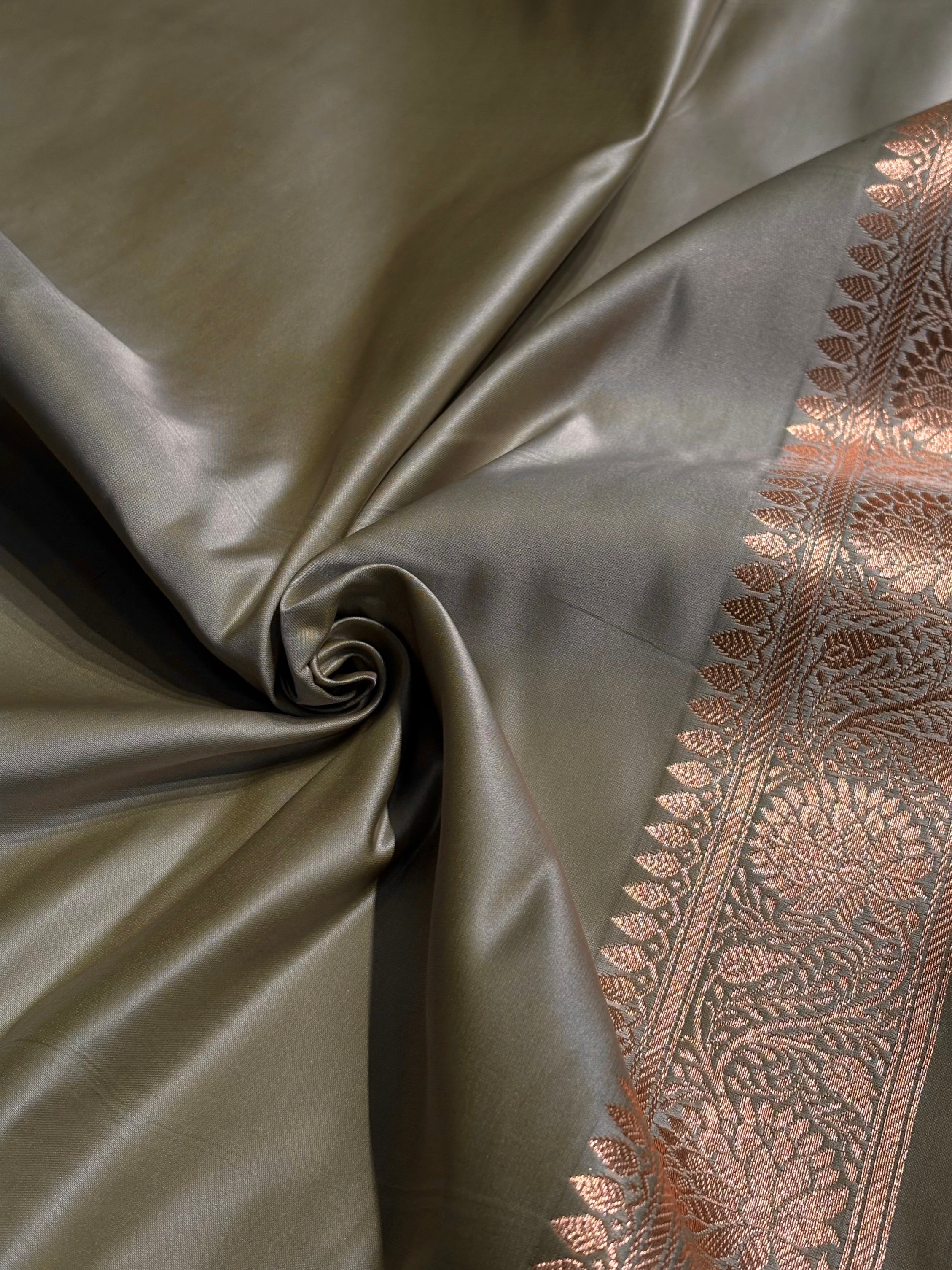 Pista Booti Satin Katan Silk saree SK28