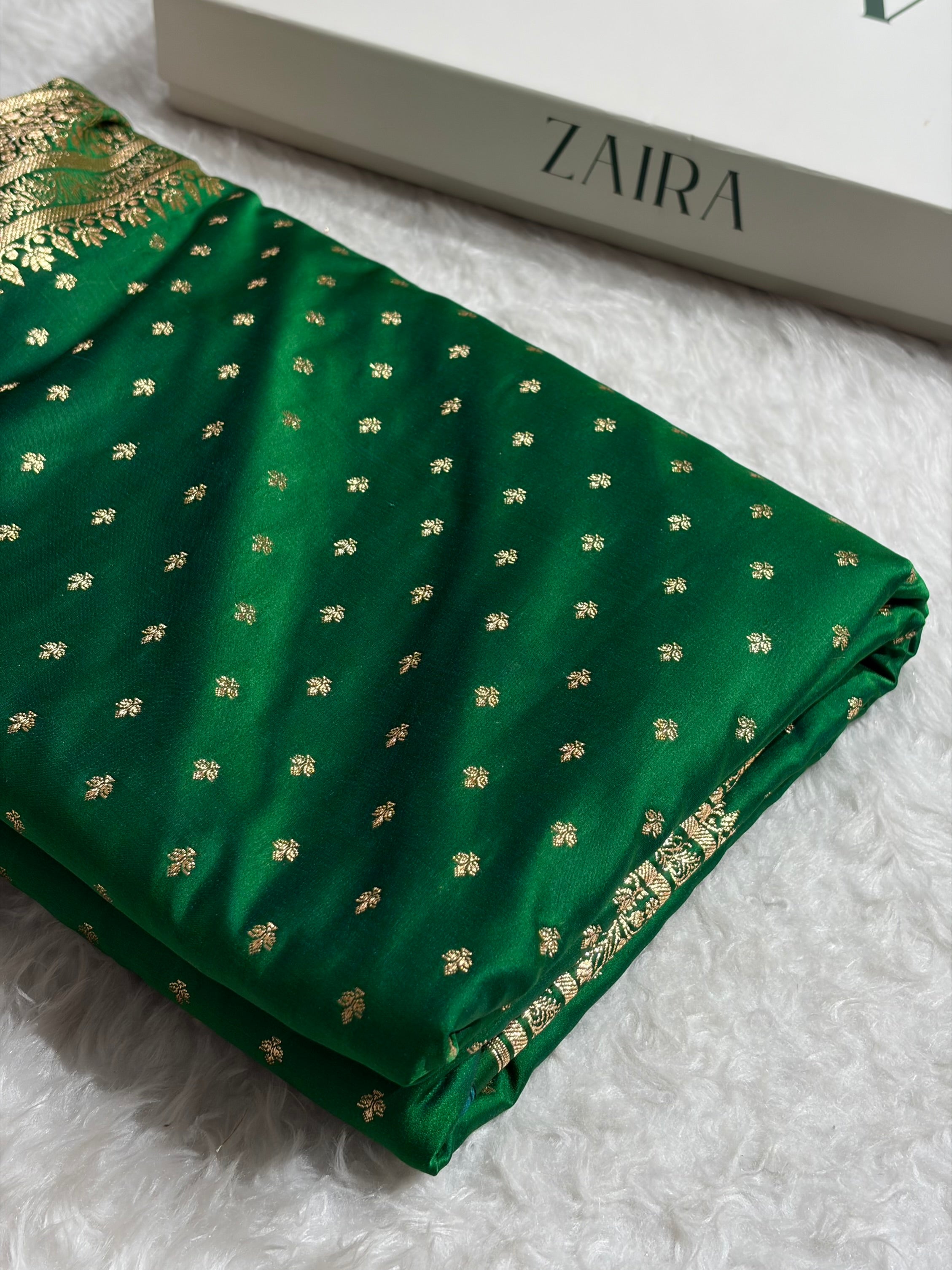 Banarasi Satin Katan Saree in Cross Bottle Green Shades SK88