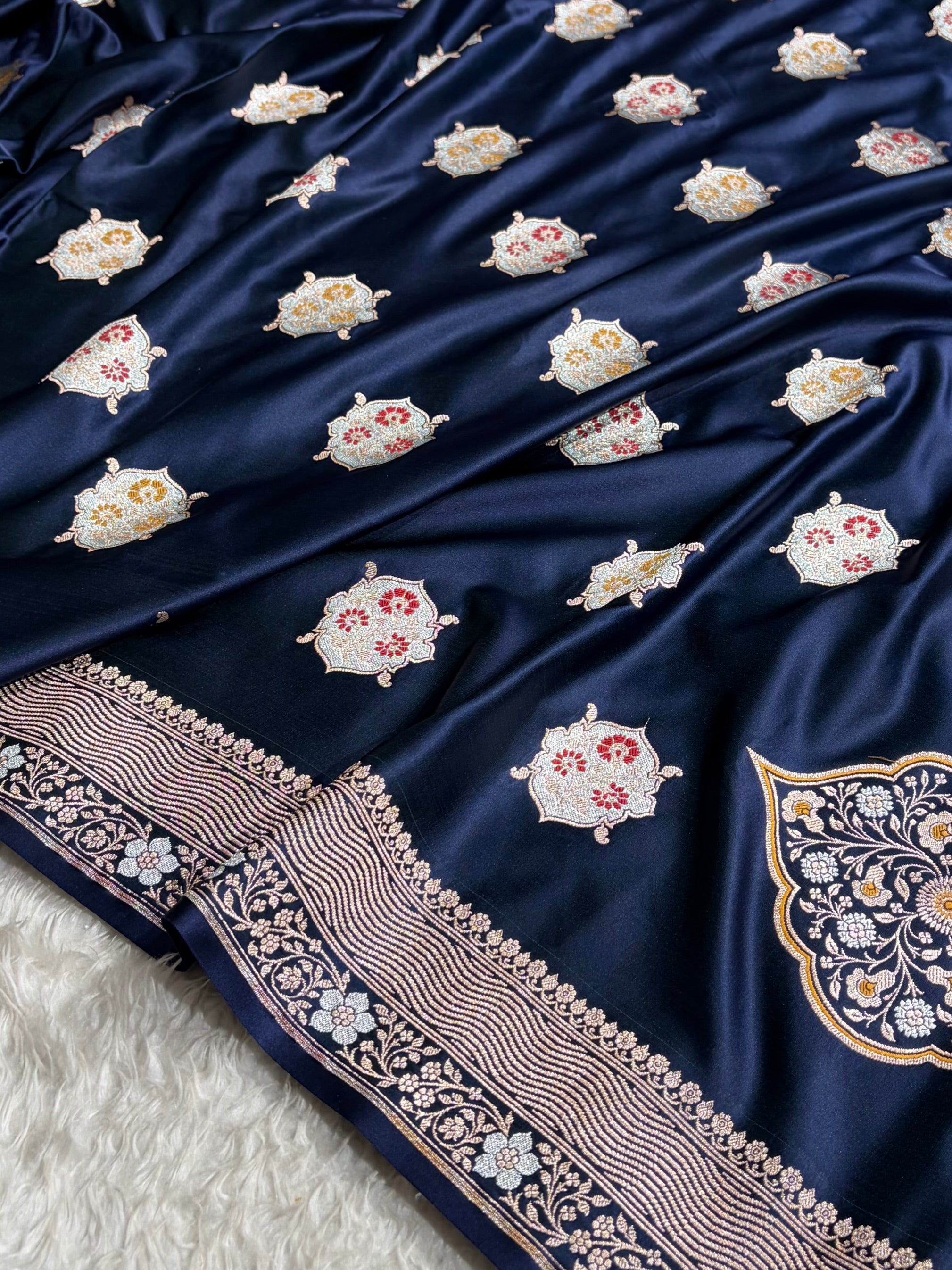 Premium Banarasi Satin Katan Saree Minakari Booti Pattern in Navy Blue Shades SK138
