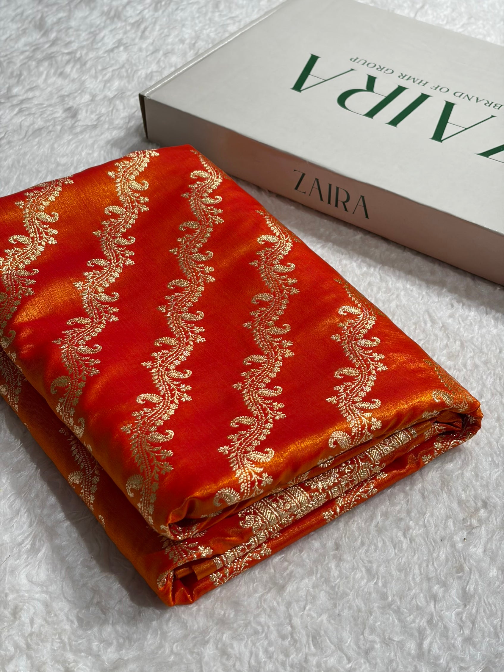 Fire Gold Shades Cross Pattern Banarasi Satin Silk Saree SS39