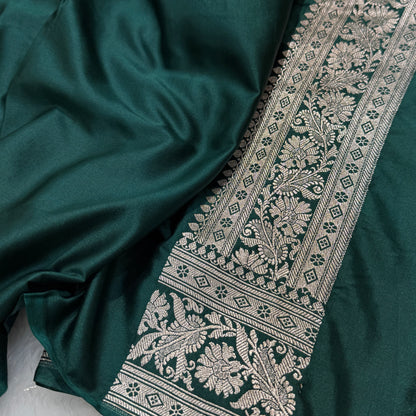 Bottle Green Mashru Silk Banarasi Saree With Jaal Pattern