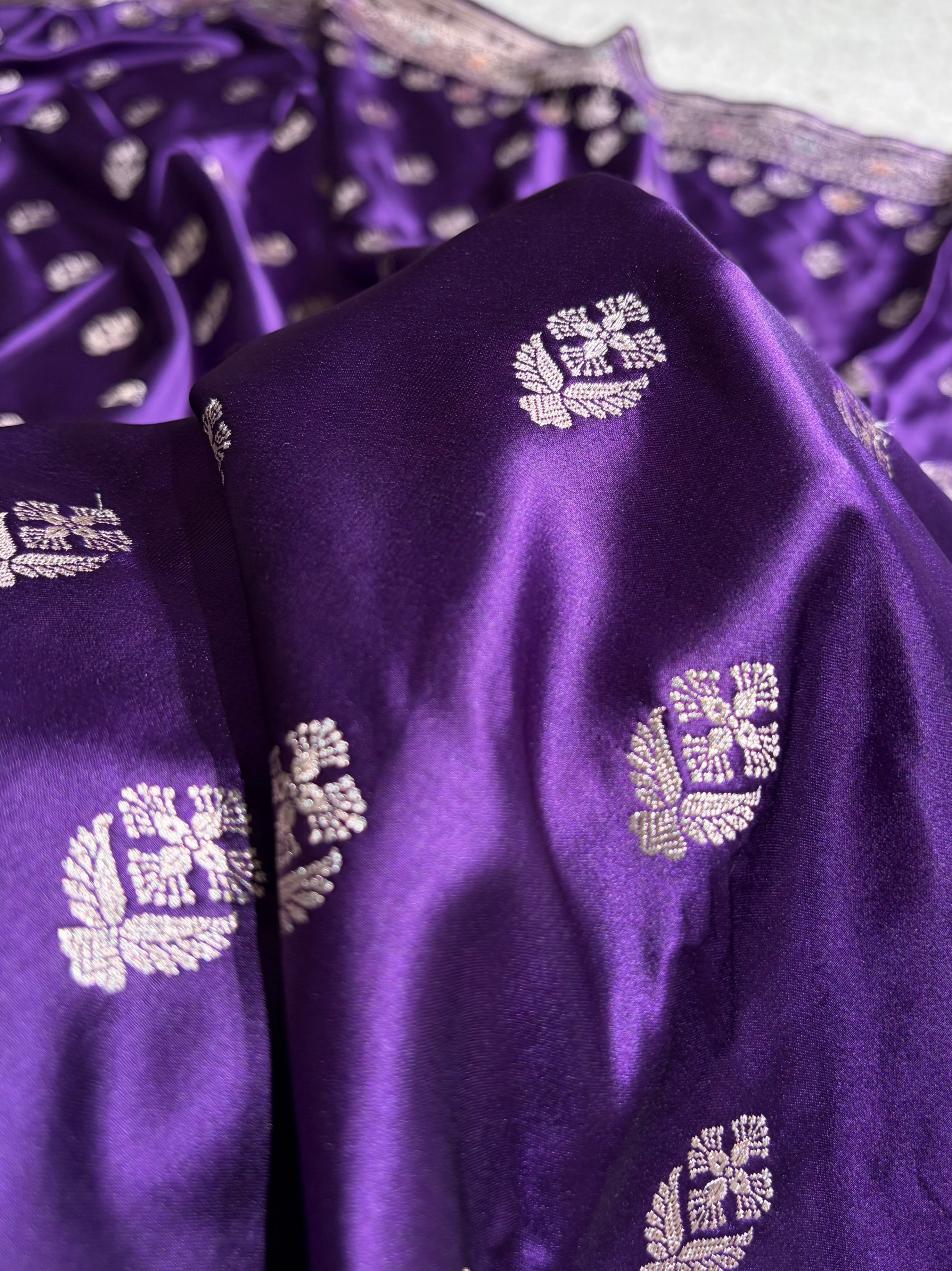 Purple Shades Floral Border Minakari Boota Mashru Silk Saree MS66
