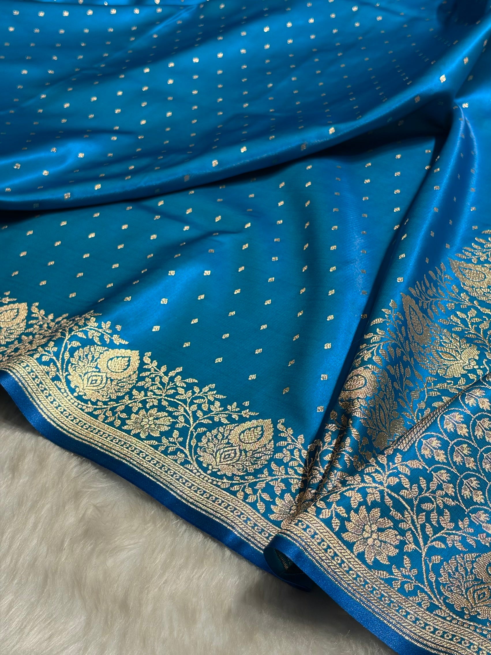 Ultra Light Weight Satin Silk Boota in Firozi Shades SS31