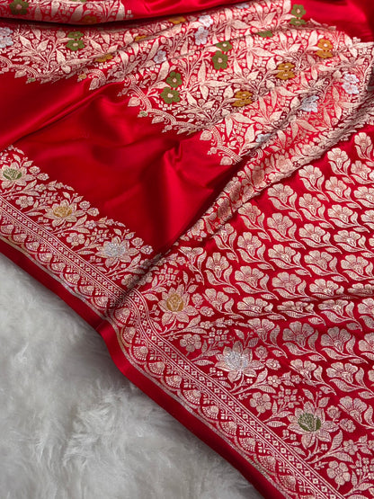 Red Shades Banarasi Minakari Boota Skirt Pattern Floral Mashru Silk Saree MSM-116