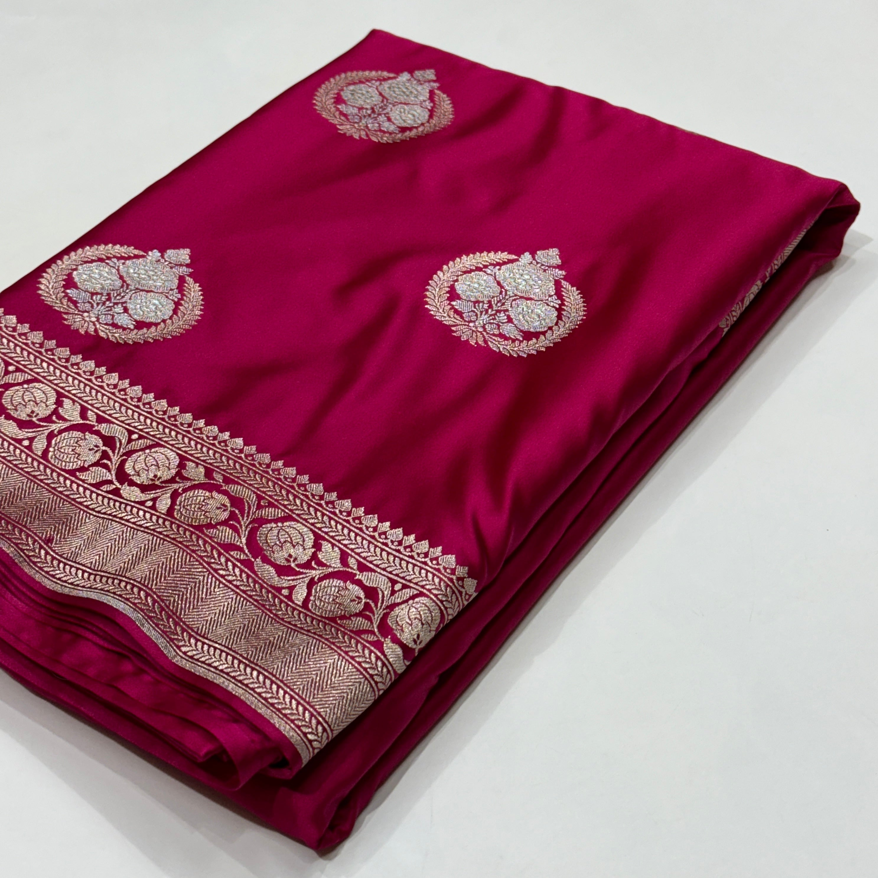 Beautiful Pink Minakari Boota Mashru Silk Saree