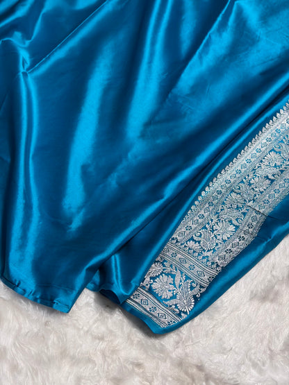 Contrast Navy Blue with Firozi Border Plain Mashru Silk Saree MS22