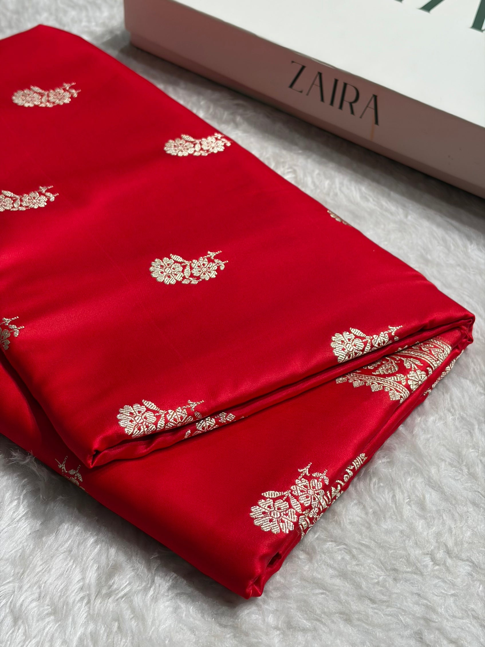Red Shade With Booti Pattern Mashru Silk Saree