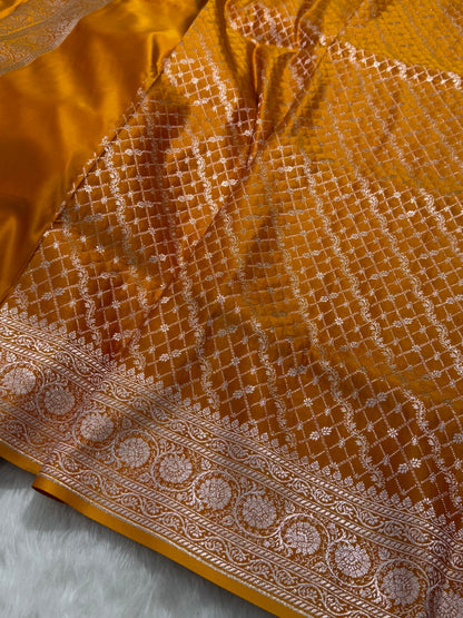 Booti Katan Silk Saree In Mustard Shades