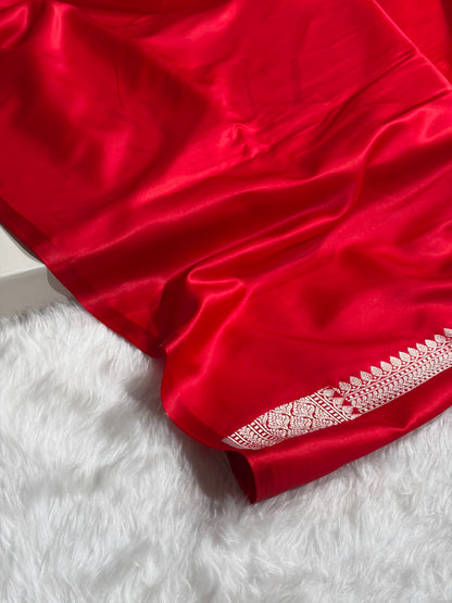 Red Shades Tanchoi Motif Mashru Silk Saree MST-14