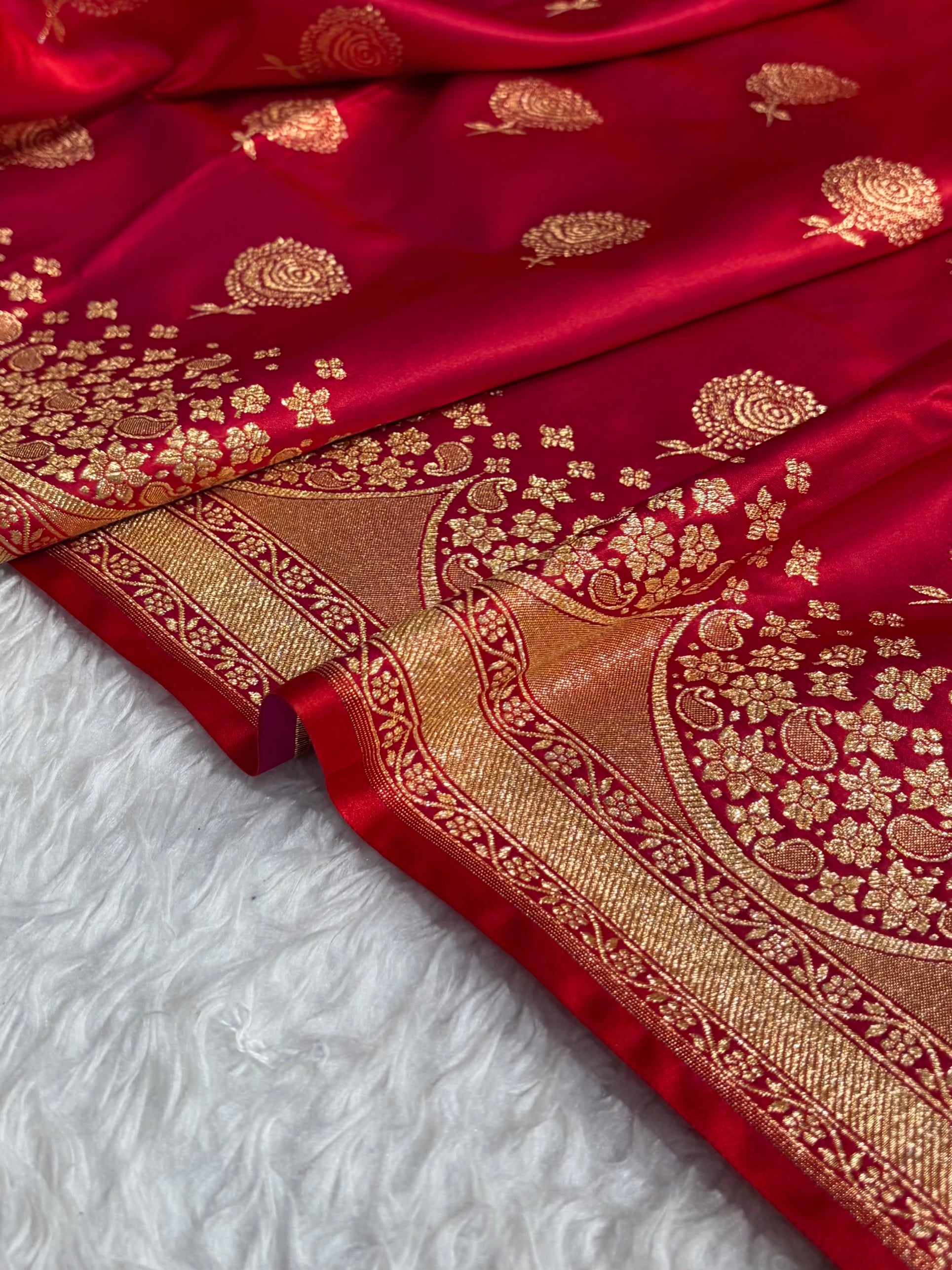 Banarasi Satin Katan Saree With Boota in Cross Red Shades SK111