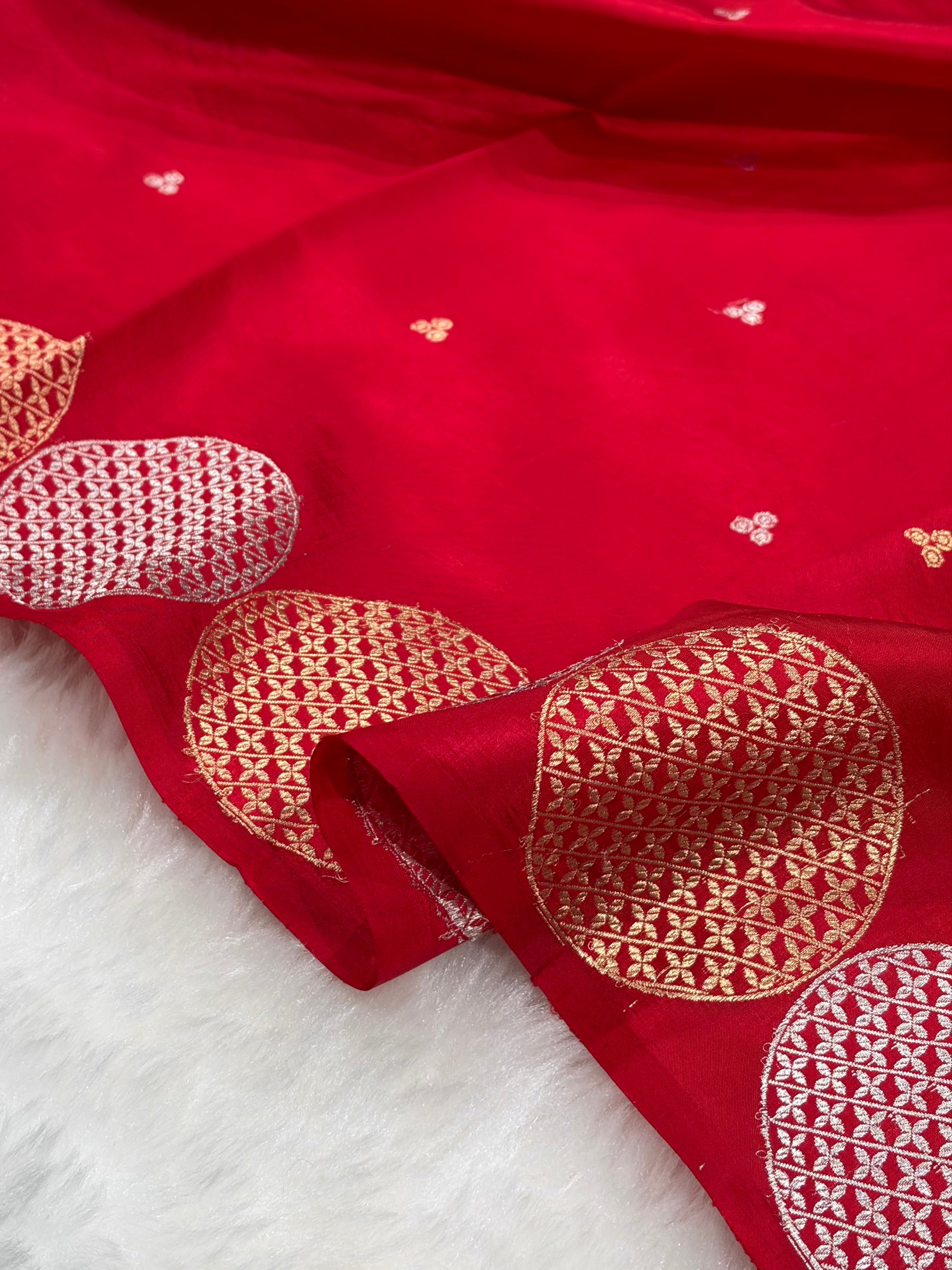 Banarasi Red Shades Handwoven Pure Paper Silk Saree RM-87