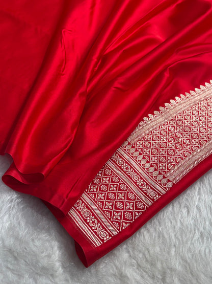Banarasi Plain Red Shades With Minakari Pallu Mashru Silk Saree MS82