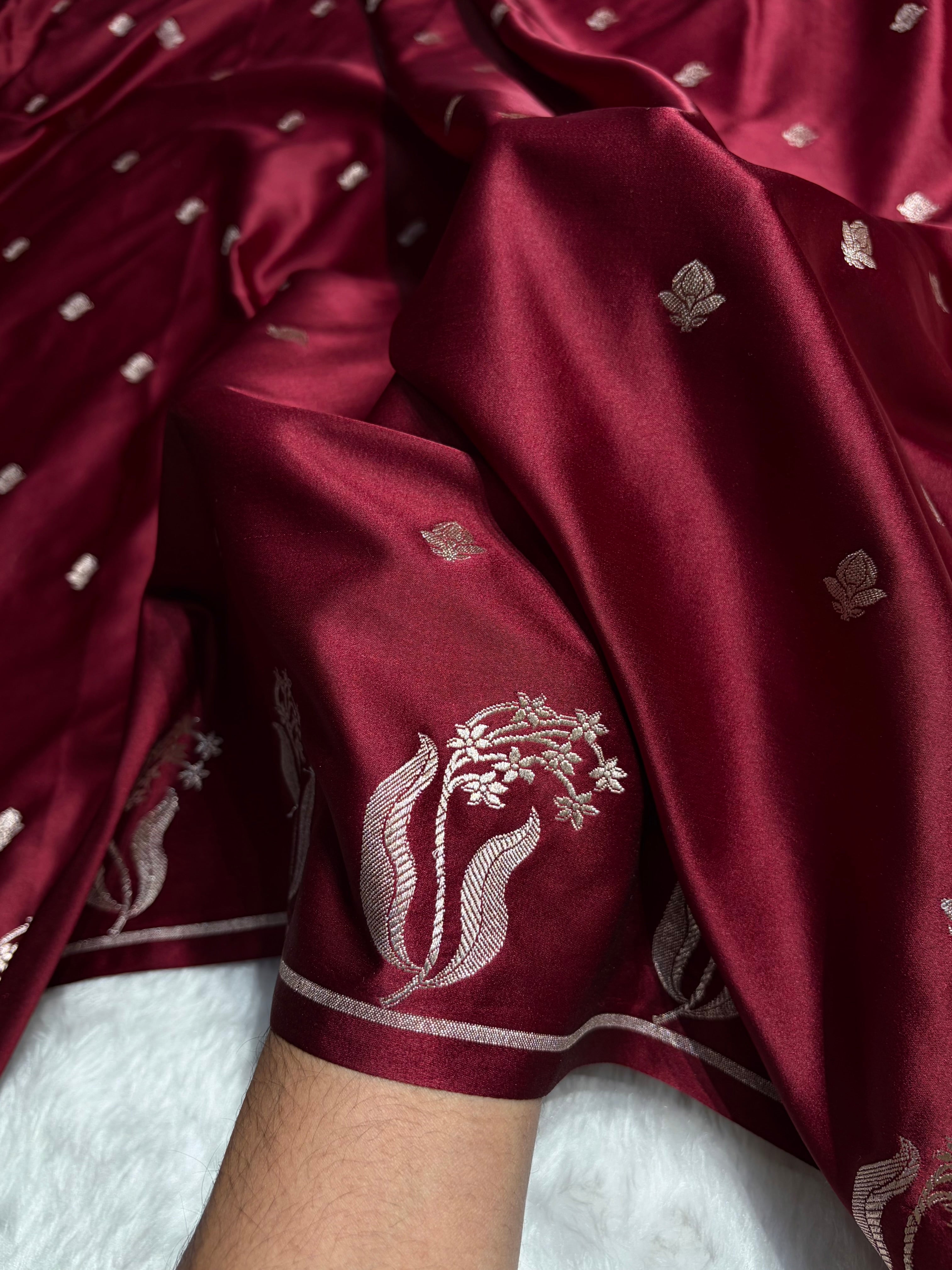 Garnet Shades Floral Border Booti Mashru Silk Saree MS74