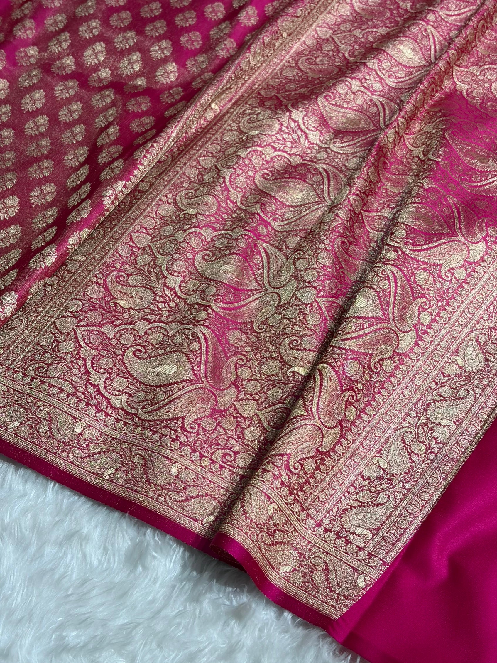 Banarasi Cross Rani Shades Satin Tissue Silk Saree In Booti motif ST01