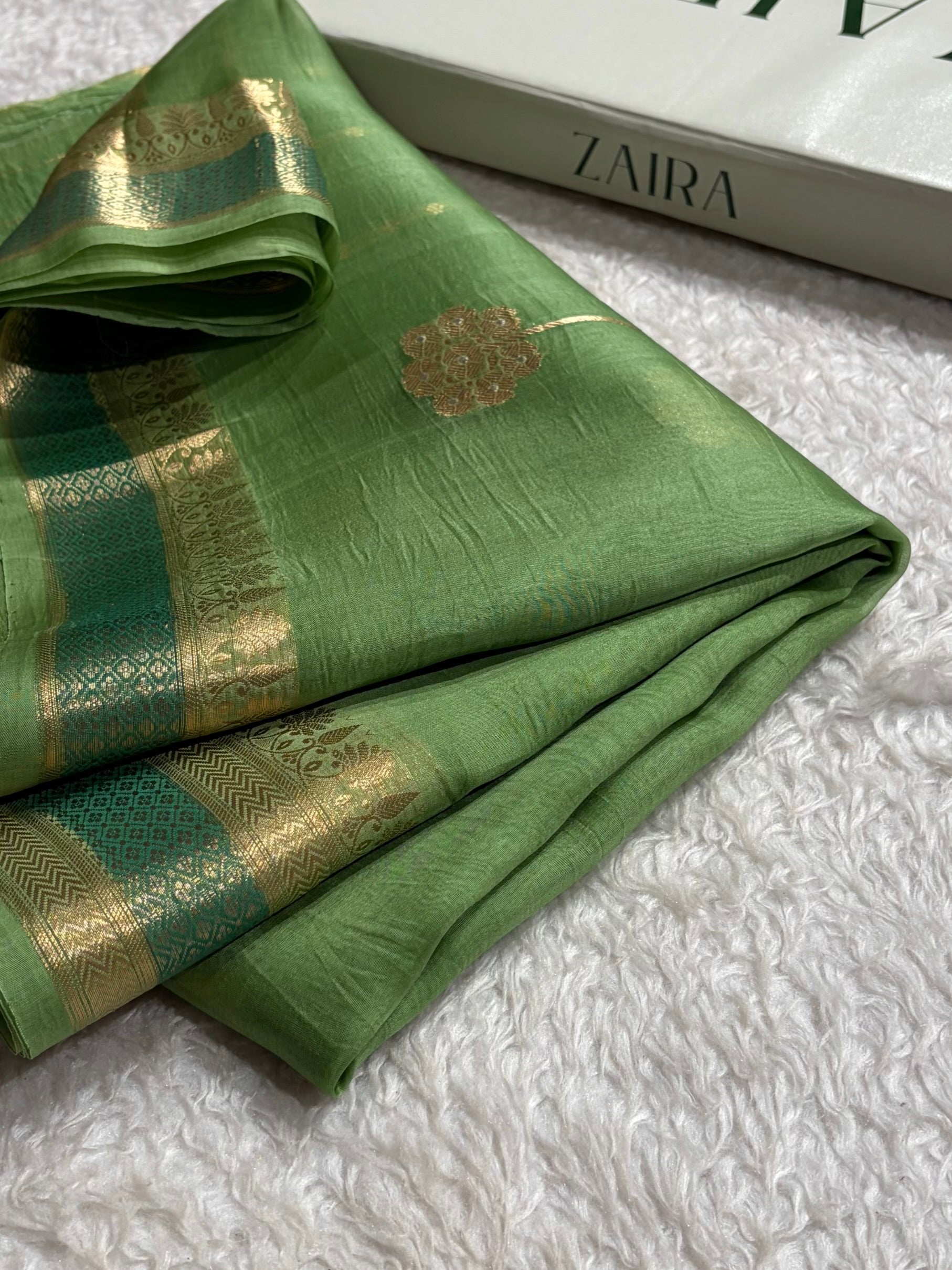 Banarasi Pure Organza Pista Green Shades With Minakari Boota Banarasi Silk Saree PO-36
