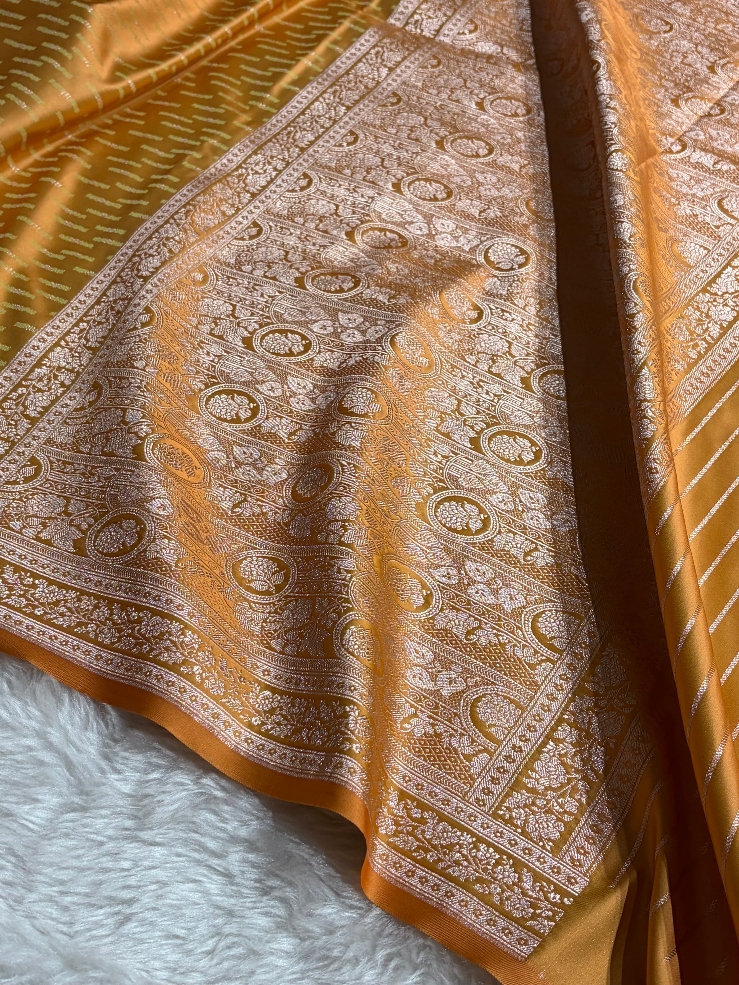 Dusty Mustard Shades Tanchoi Motif Mashru Silk Saree MST-16