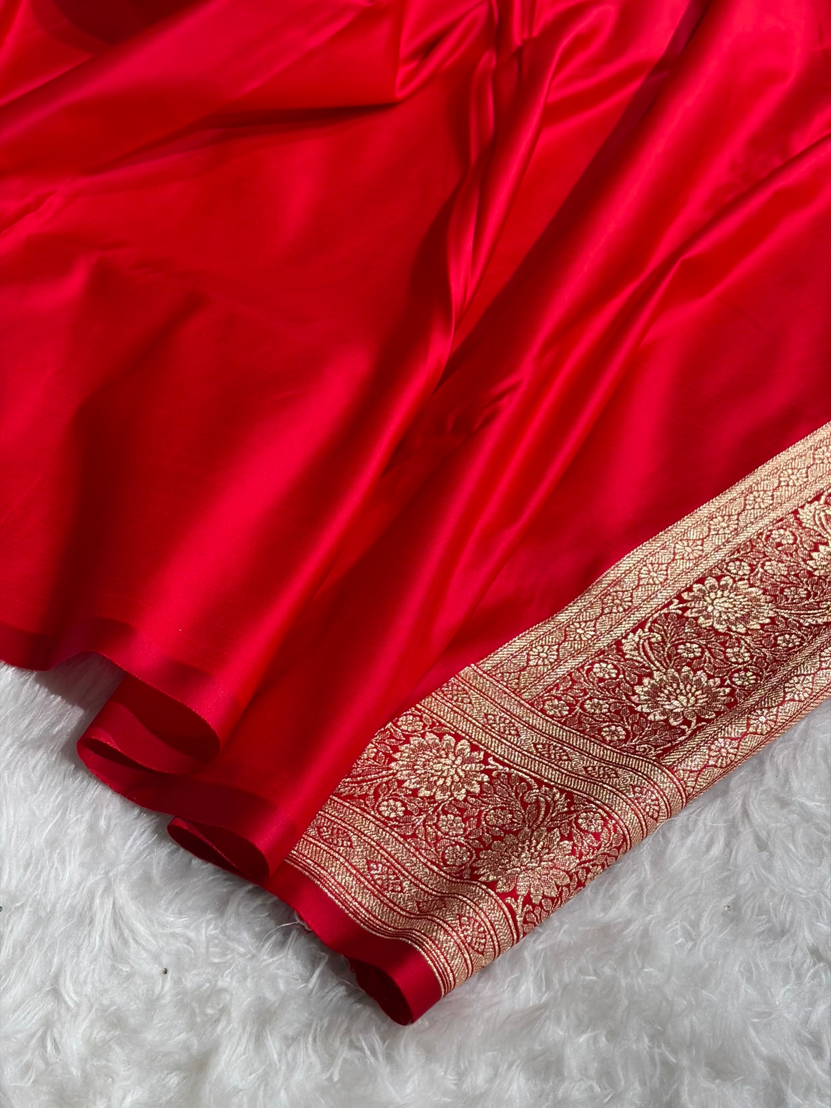 Pista with Red Booti Satin Katan Silk saree SK29