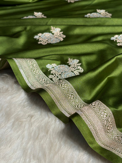 Mehendi Green Sona Rupa Floral Motif Mashru Silk Saree MS50