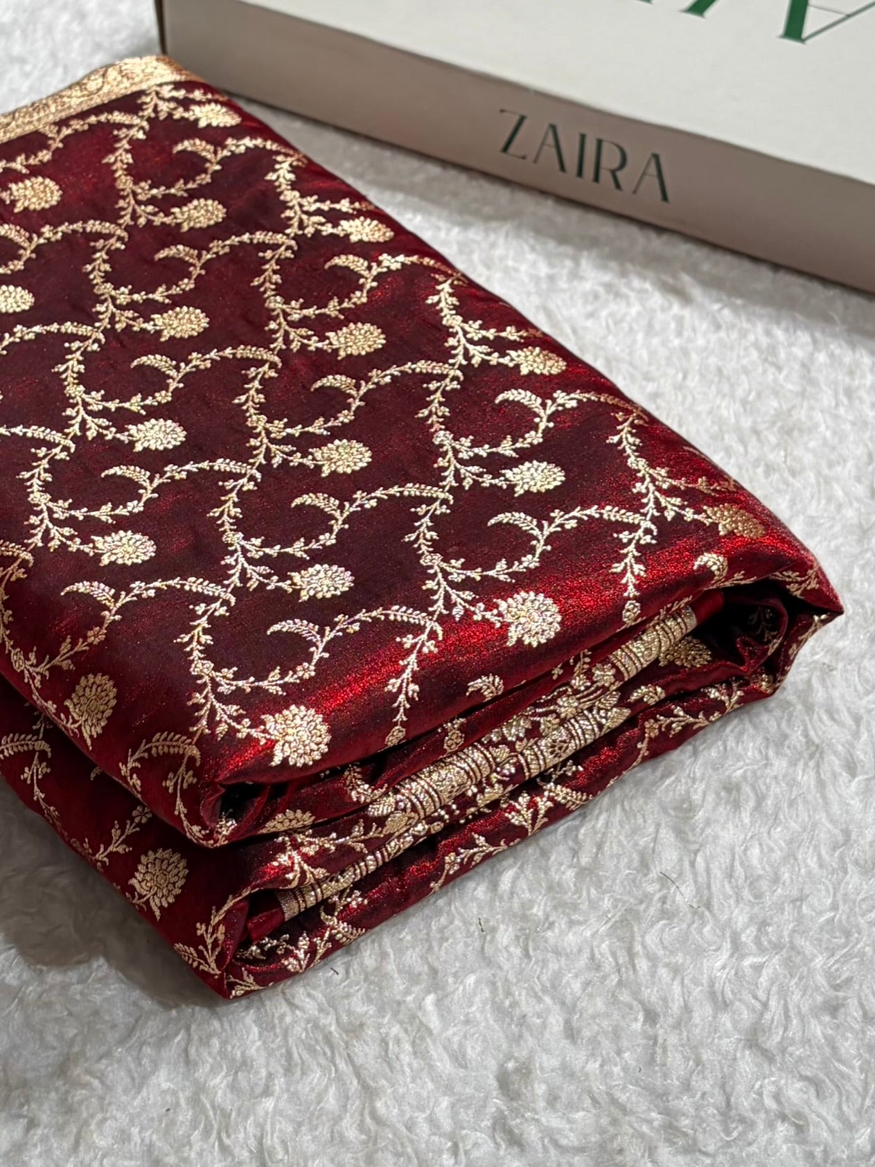 Maroon Shades Jaal Pattern Banarasi Satin Silk Saree SS43