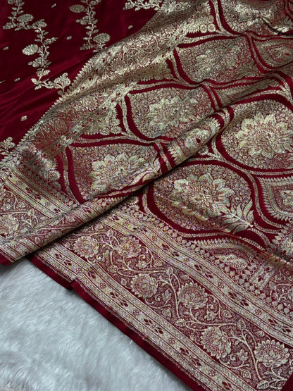 Maroon Katan Silk Saree In Cross Floral Motif
