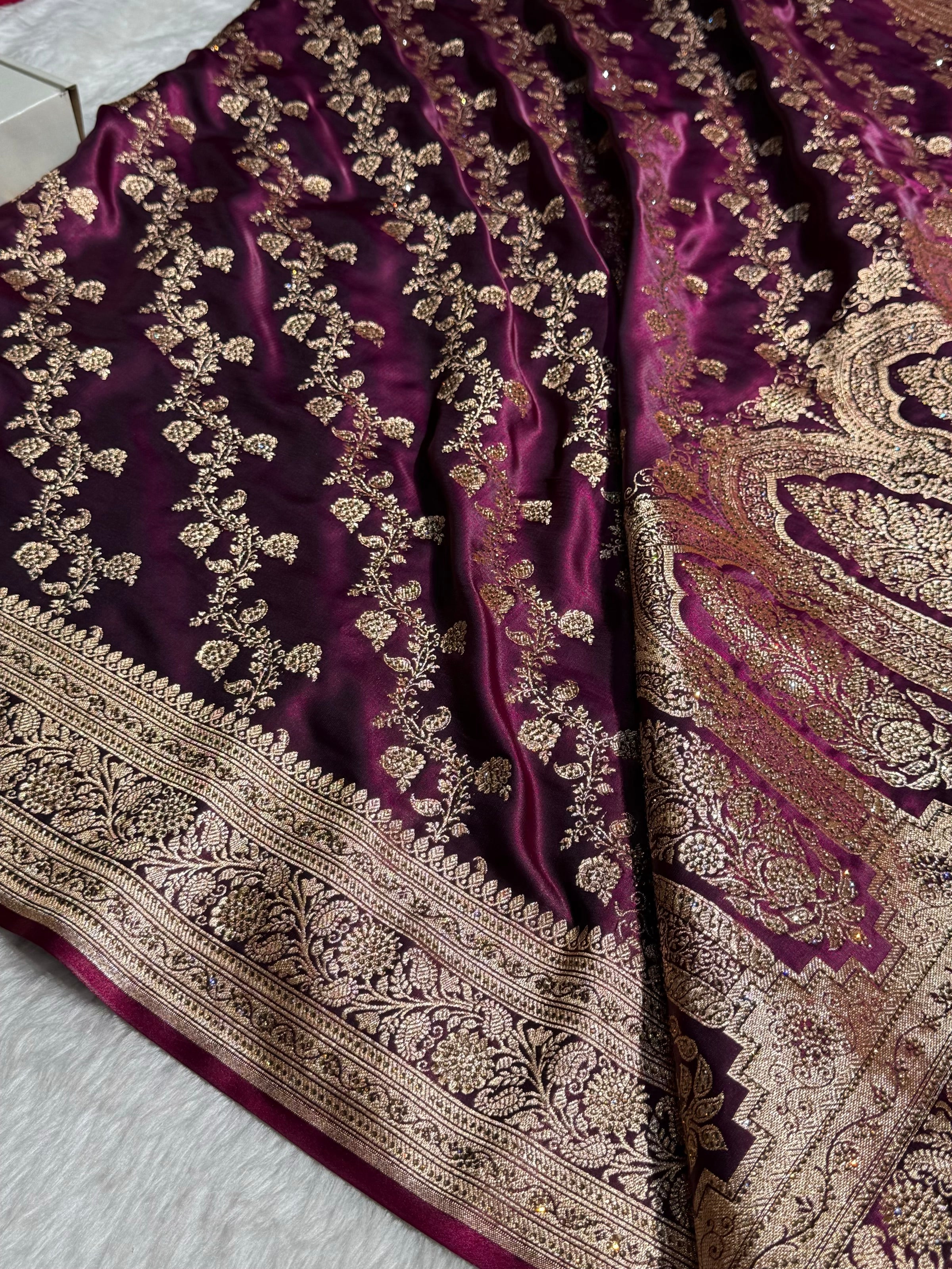 Wine Shades Banarasi Cross Jaal With Stone Work Satin Silk Saree BSS11
