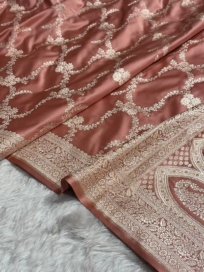 Dusty Rose Pink Shades Banarasi With Floral Border Mashru Silk Saree MSM-127
