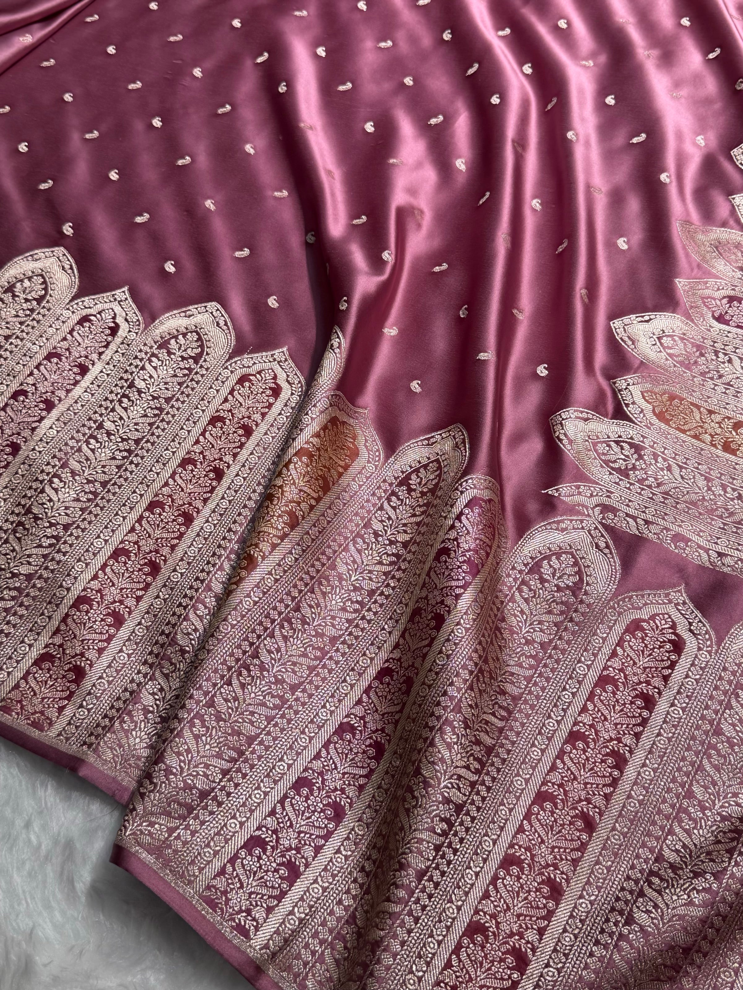 Skirt Border Mauve Shades Bananasi Minakari Mashru Silk Saree MS13
