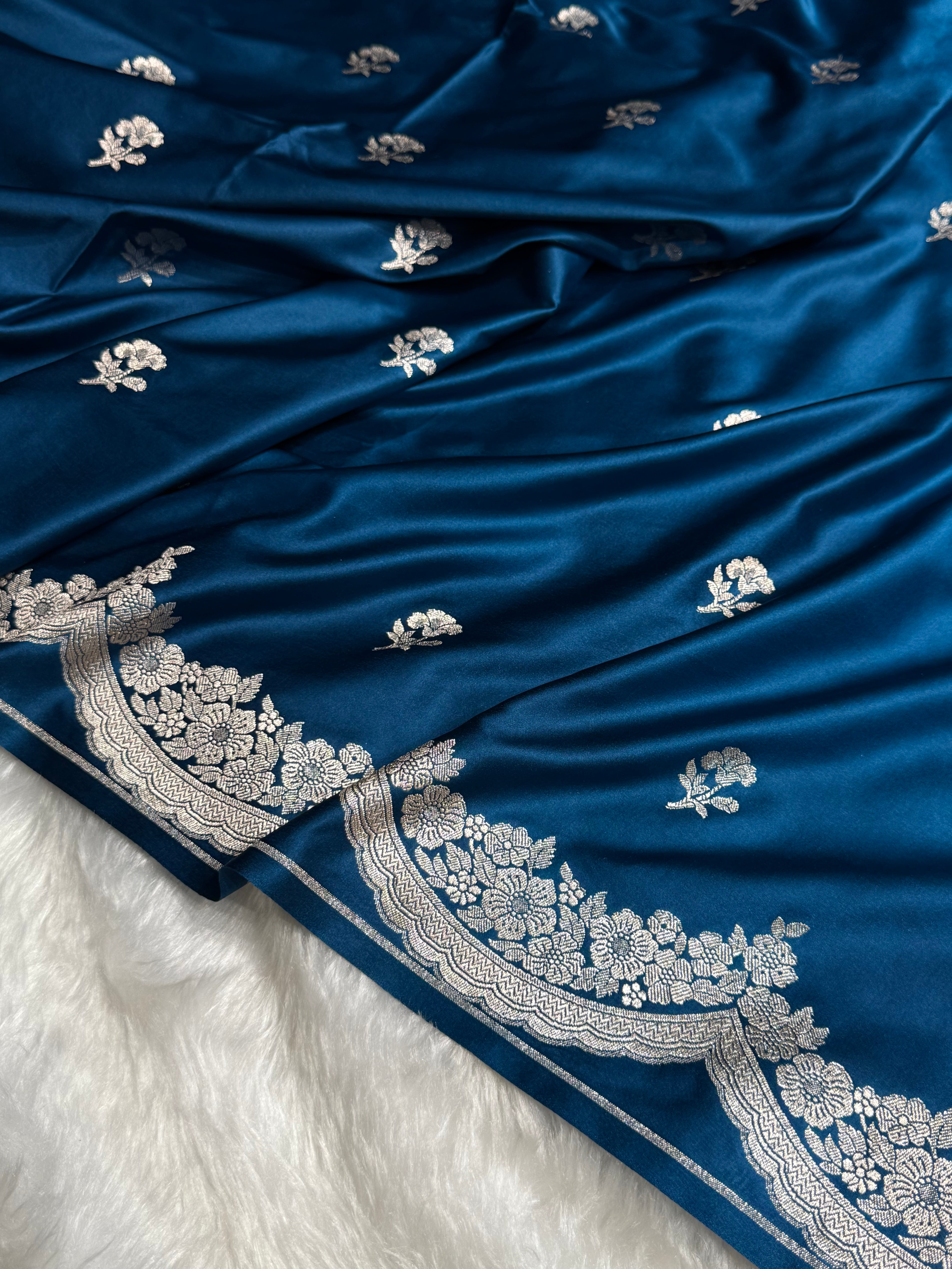 German Blue Shades Scallop Booti Mashru Silk Saree
