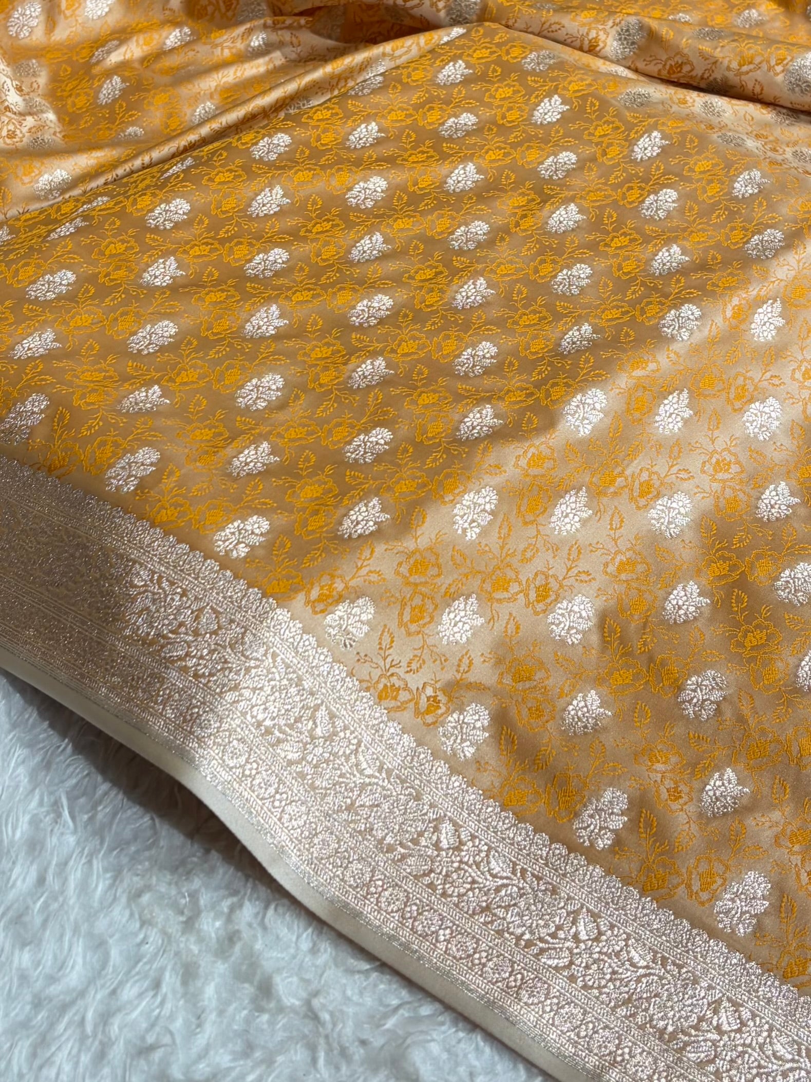 Mustard Shades Tanchoi Motif Mashru Silk Saree MST-10