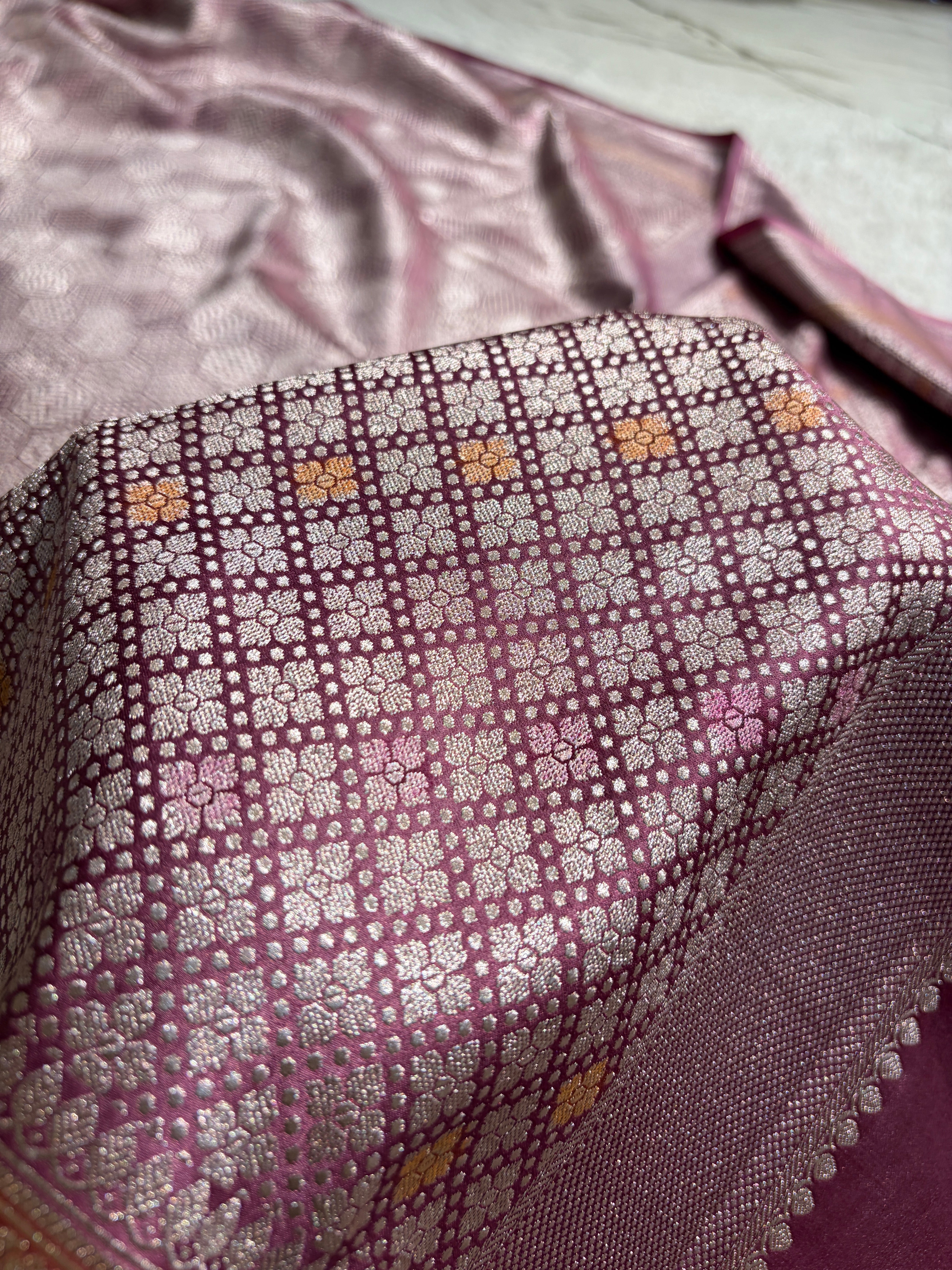 Mauve Shades Minakari Brocade Mashru Silk Saree MS85